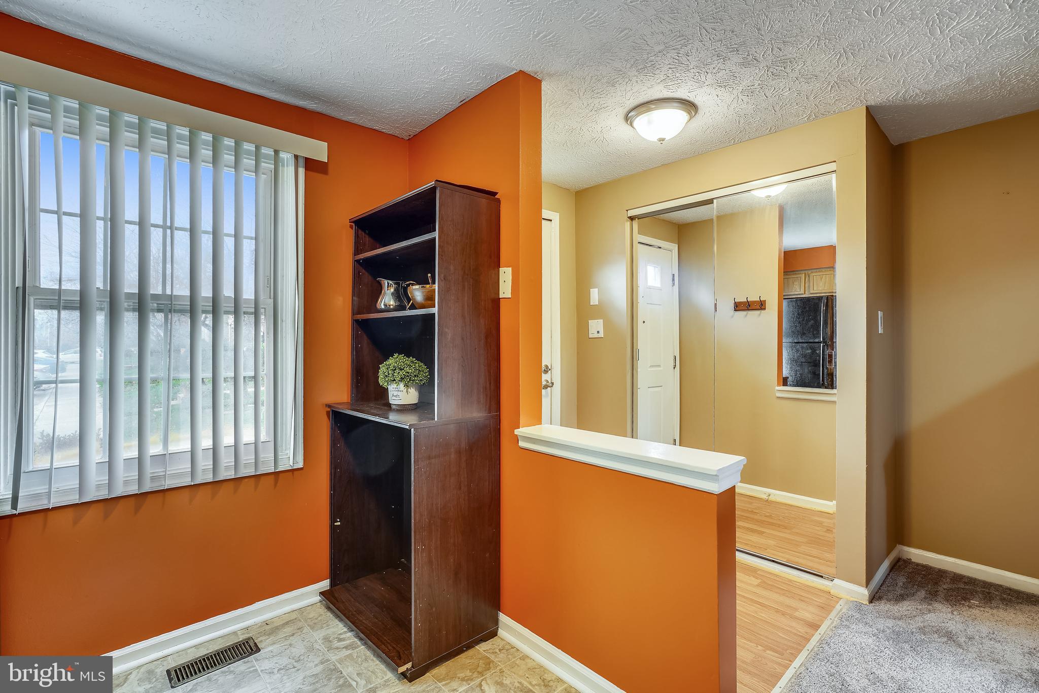 SADDLE CREEK - Residential