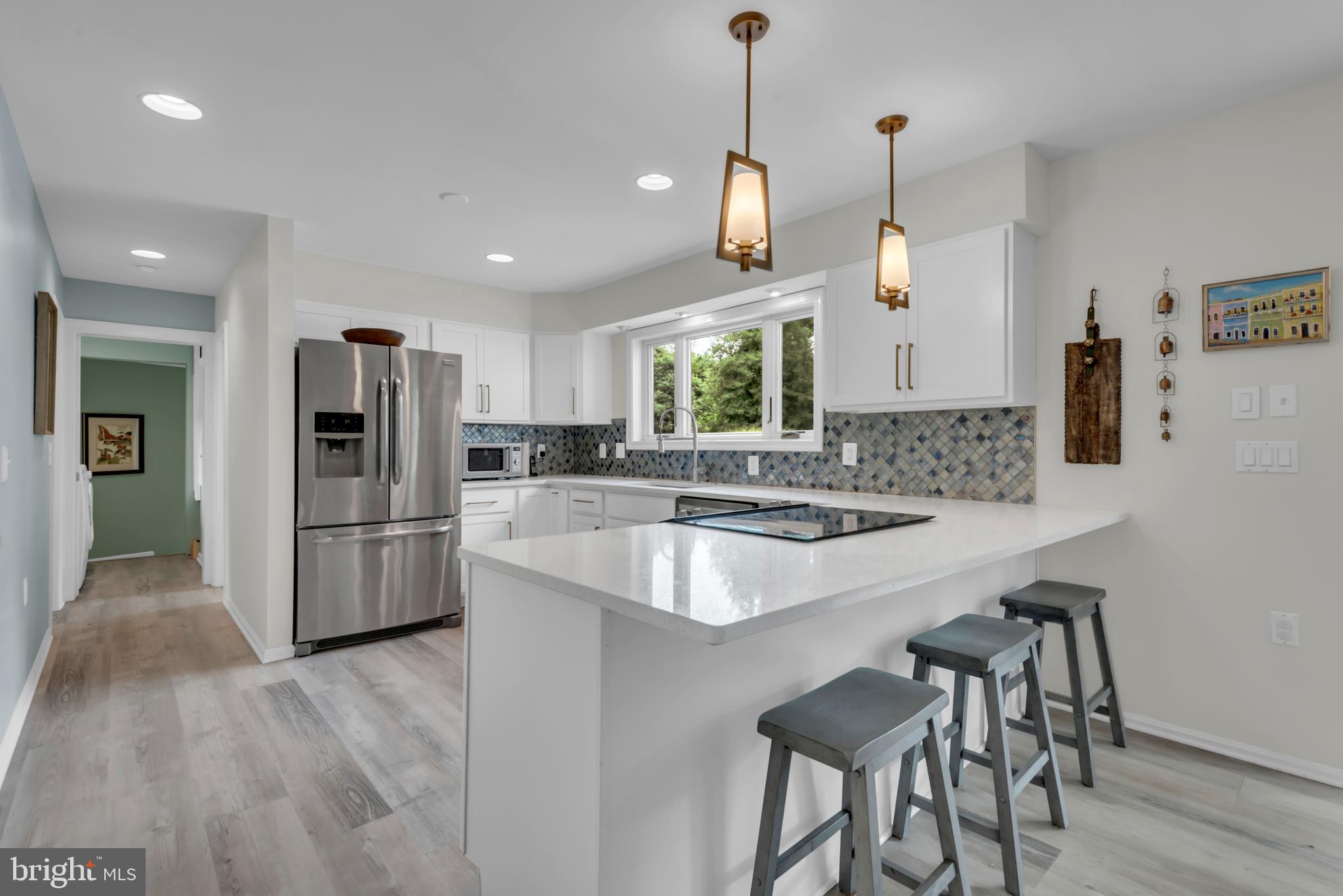 206 COLUMBIA LANE