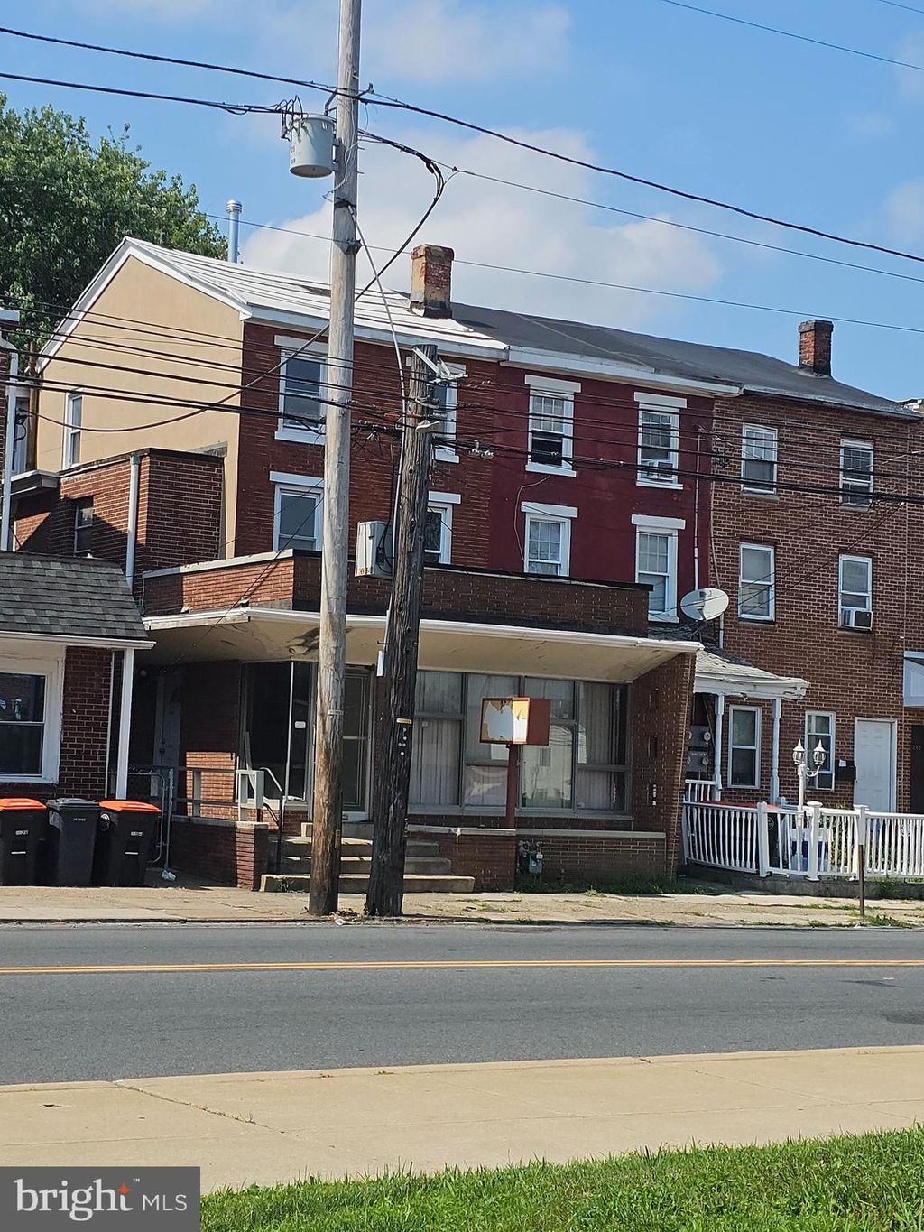 Photo of 206 E 9th Street, CHESTER, PA 19013 (MLS # PADE2094538)