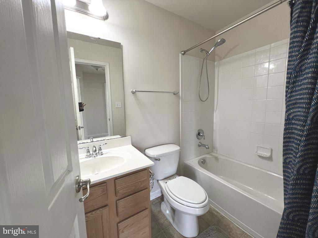 BRITTANY QUARTERS - Residential