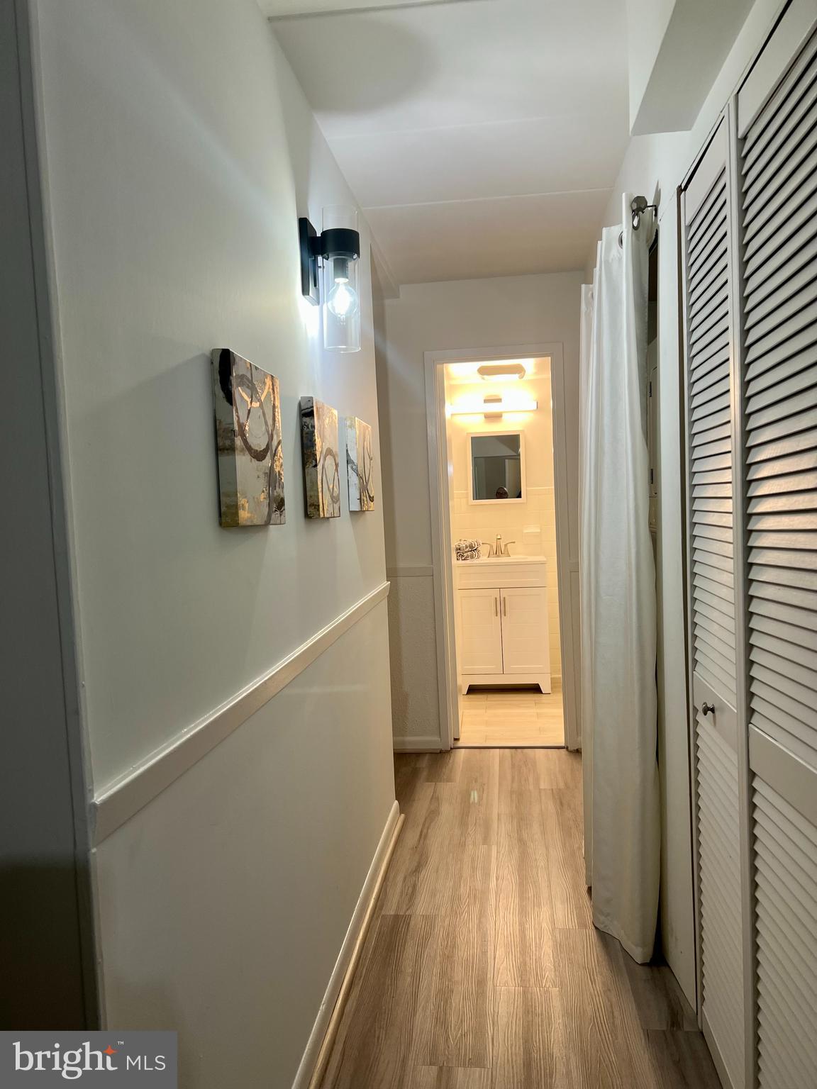 GLENVALE CONDO - Residential Lease