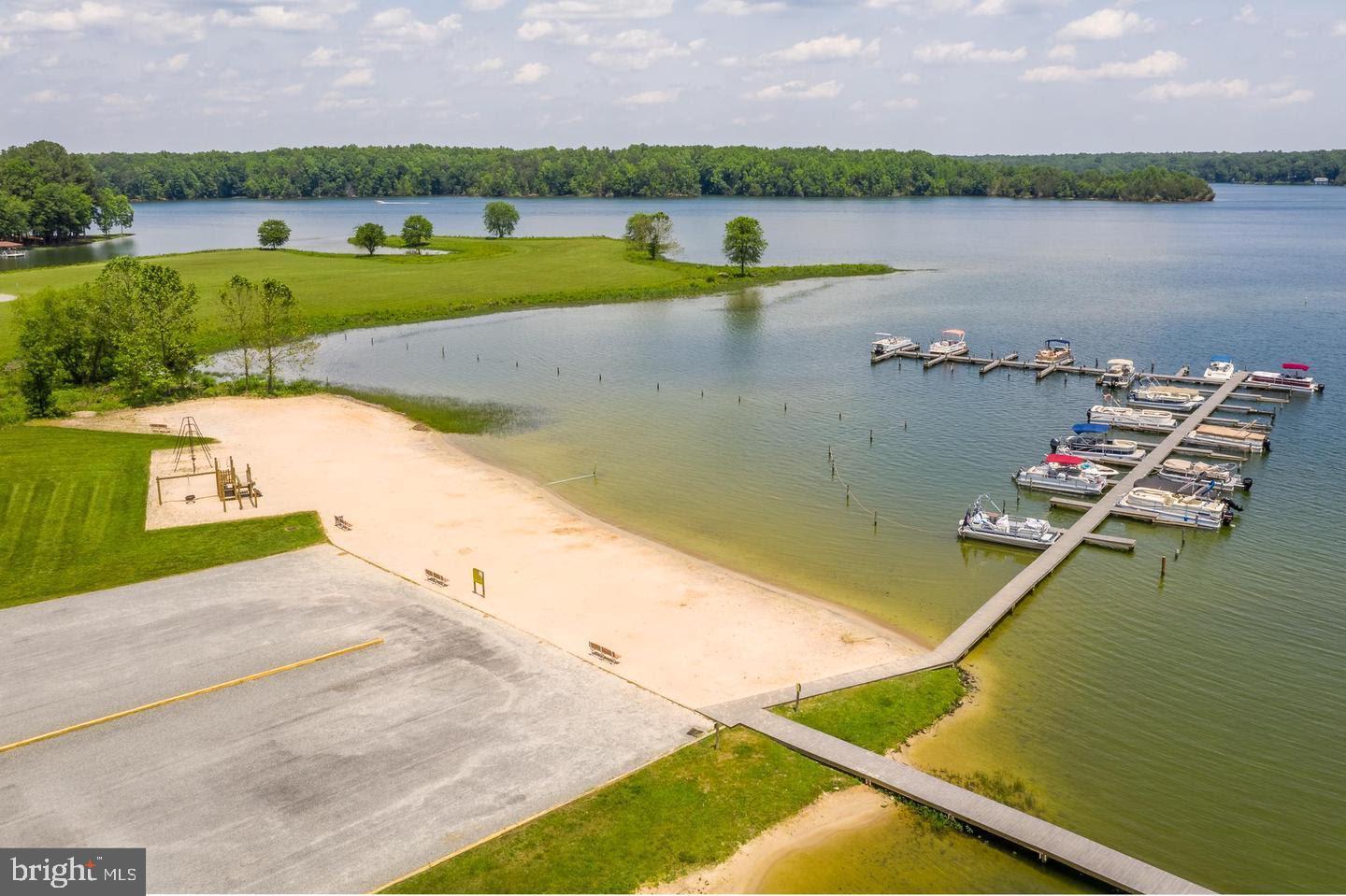 WINDWOOD COVES - Land