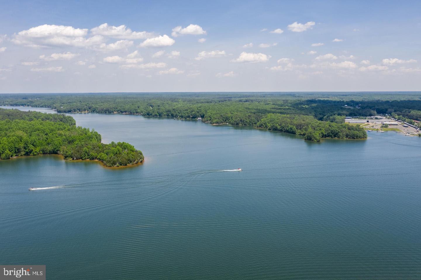 WINDWOOD COVES - Land