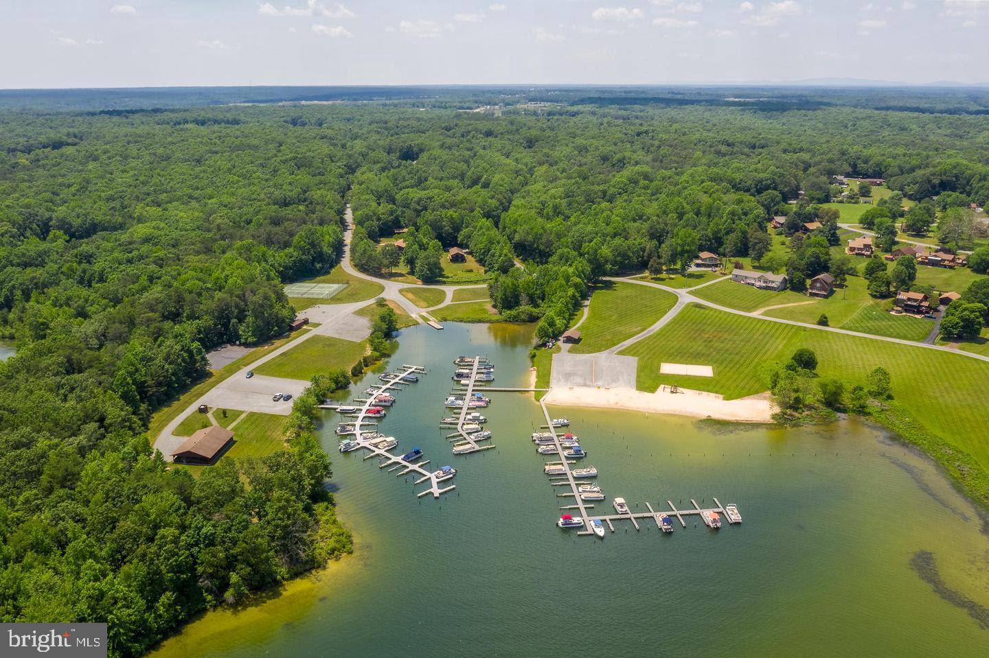 WINDWOOD COVES - Land