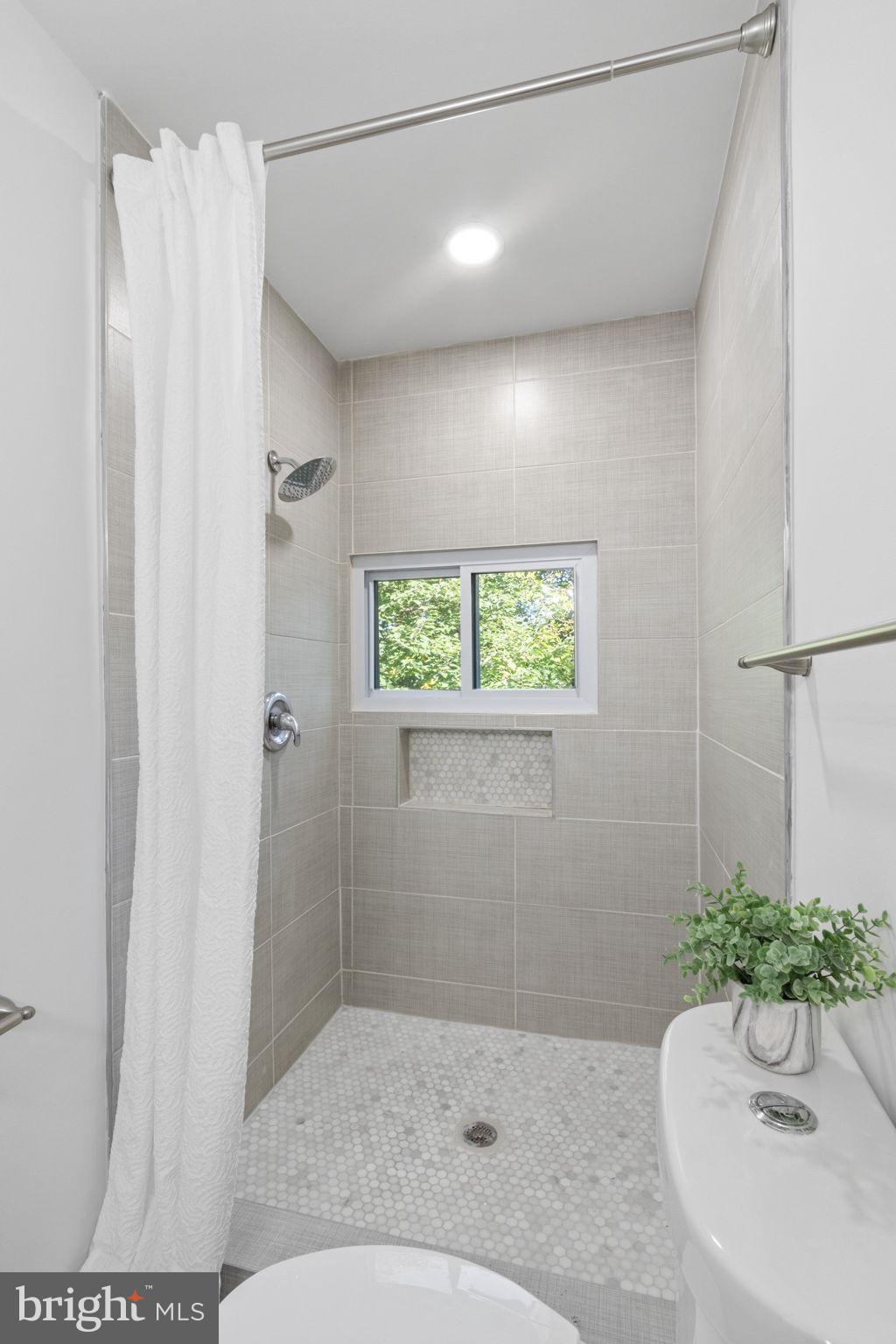 CHANCELLOR GREEN - Residential