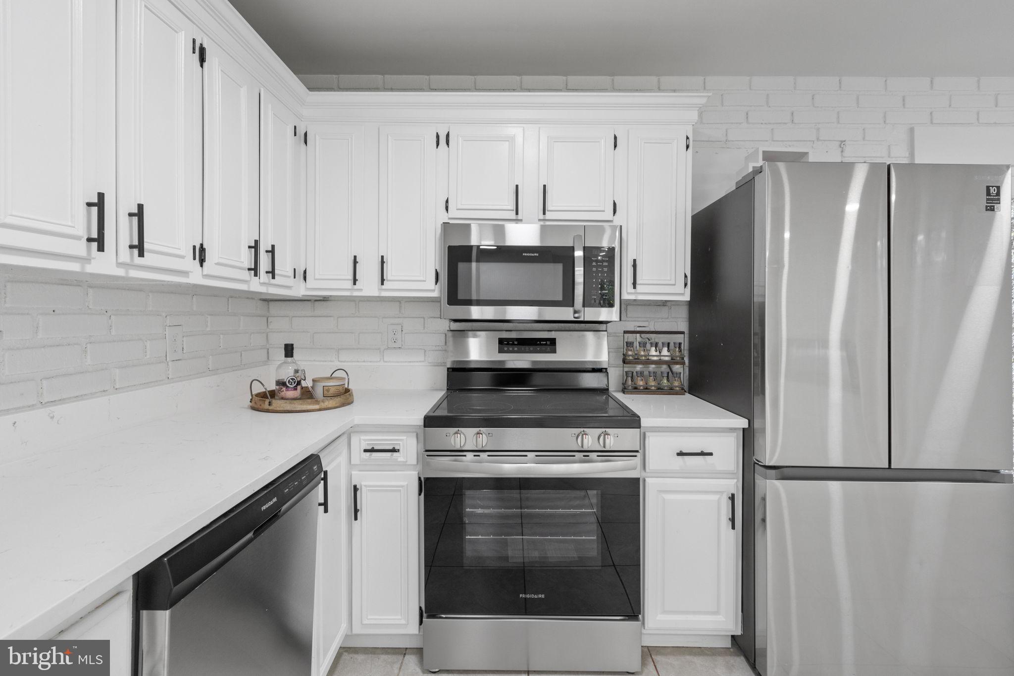 CHANCELLOR GREEN - Residential