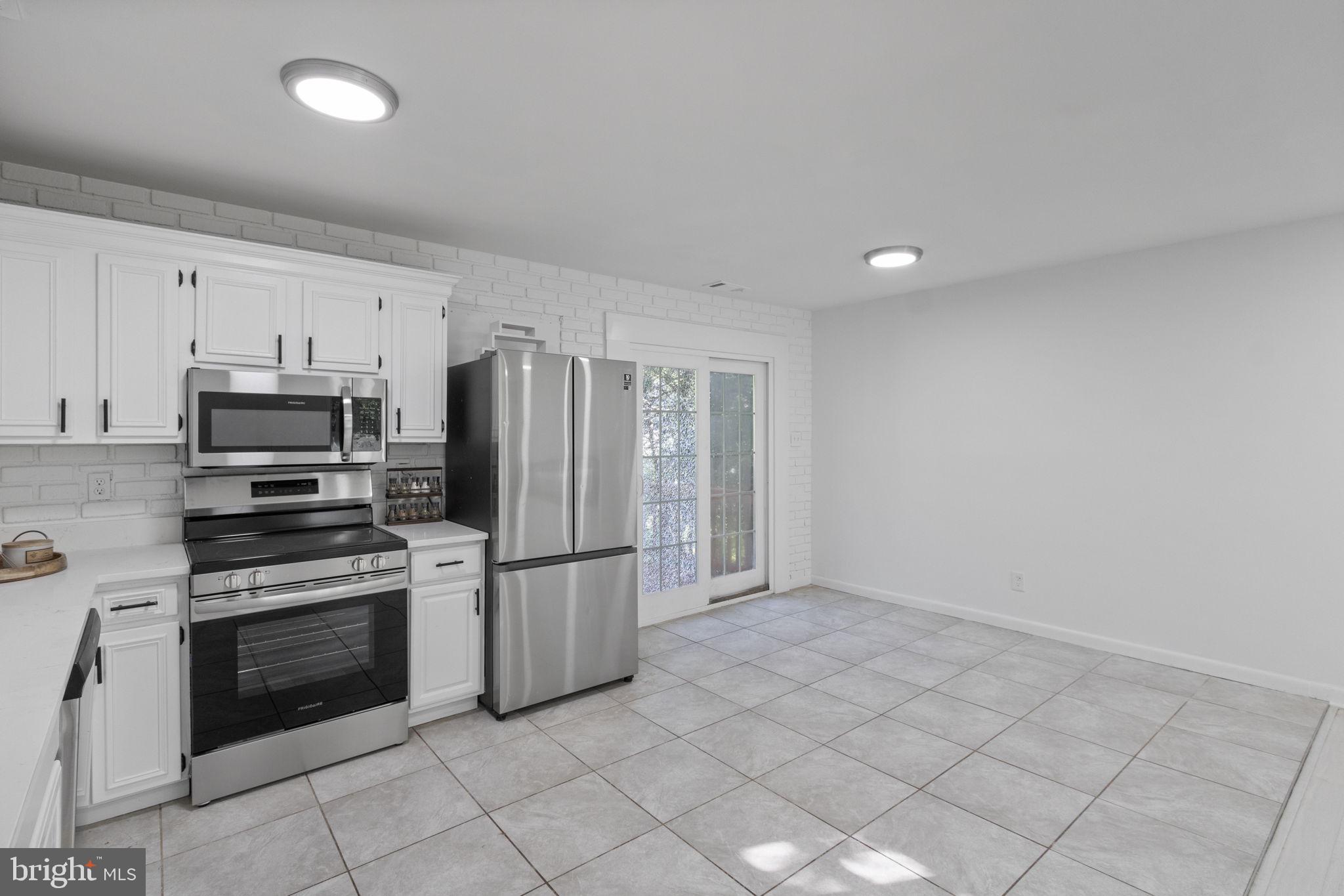 CHANCELLOR GREEN - Residential