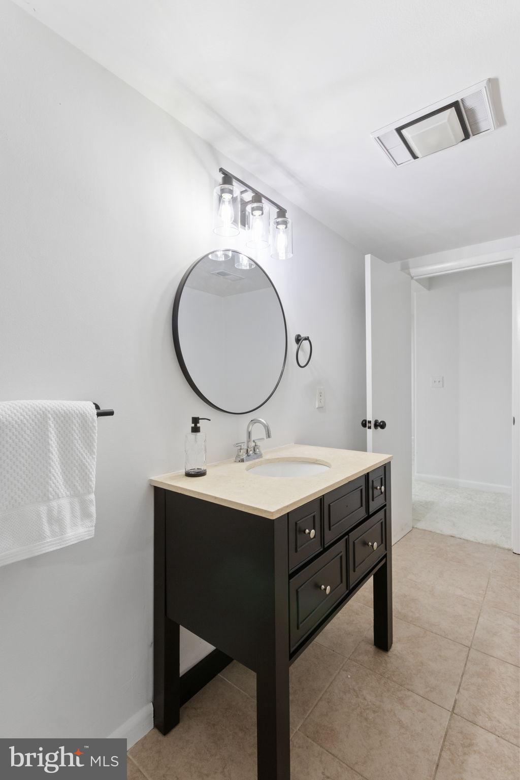 CHANCELLOR GREEN - Residential