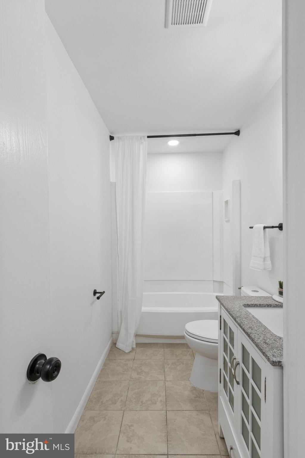 CHANCELLOR GREEN - Residential