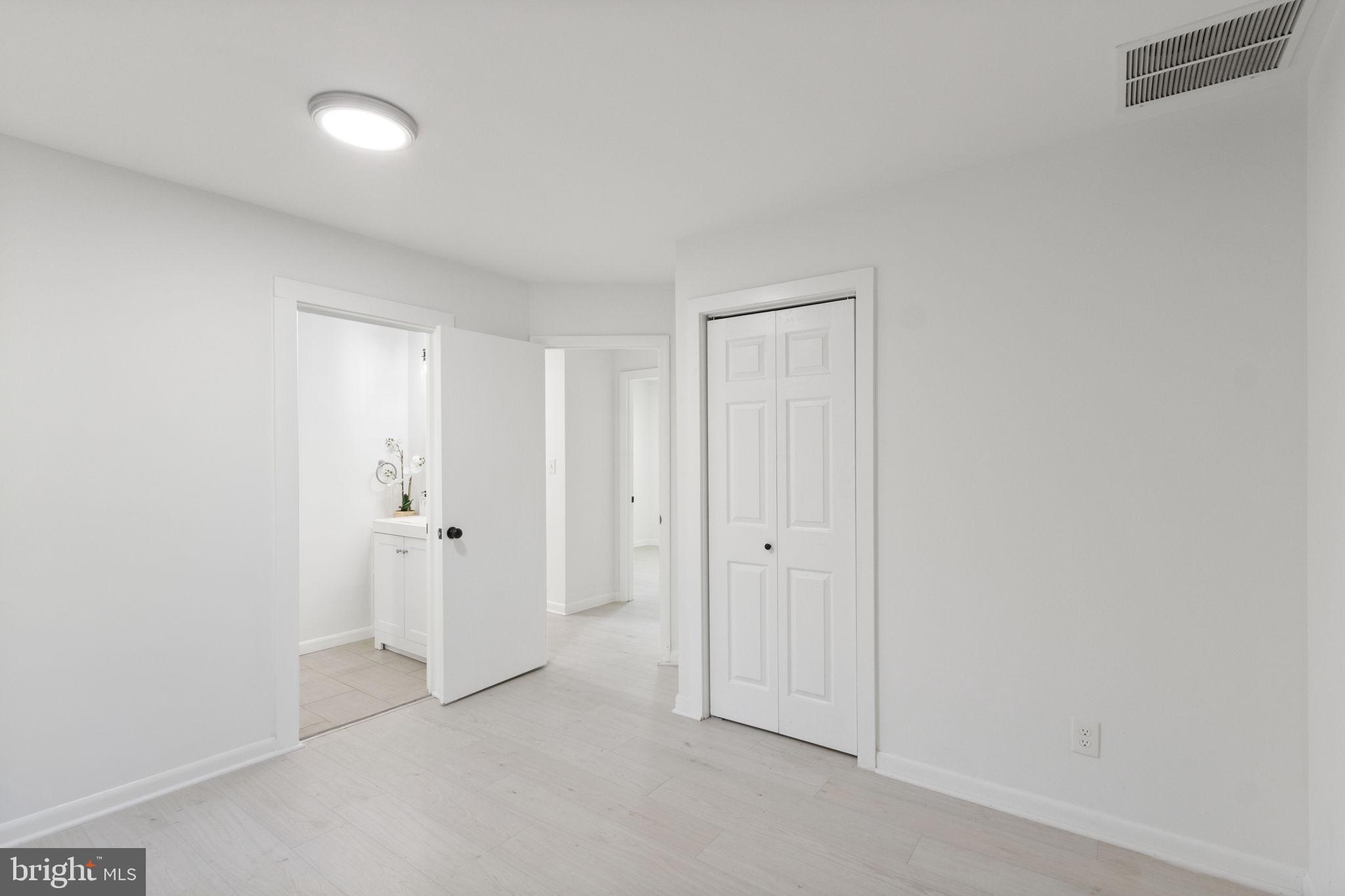 CHANCELLOR GREEN - Residential