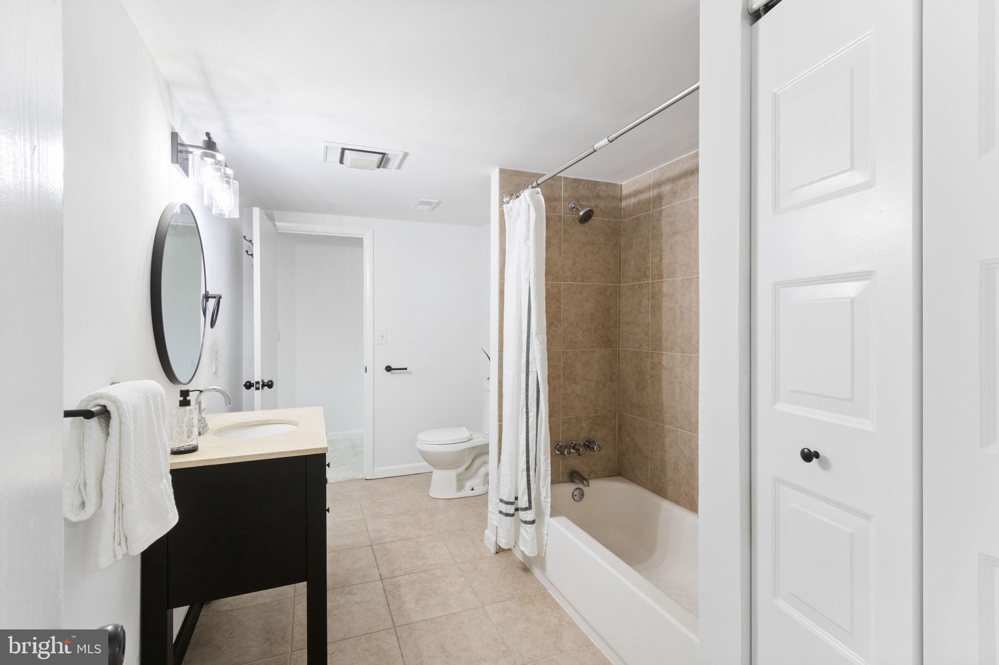 CHANCELLOR GREEN - Residential