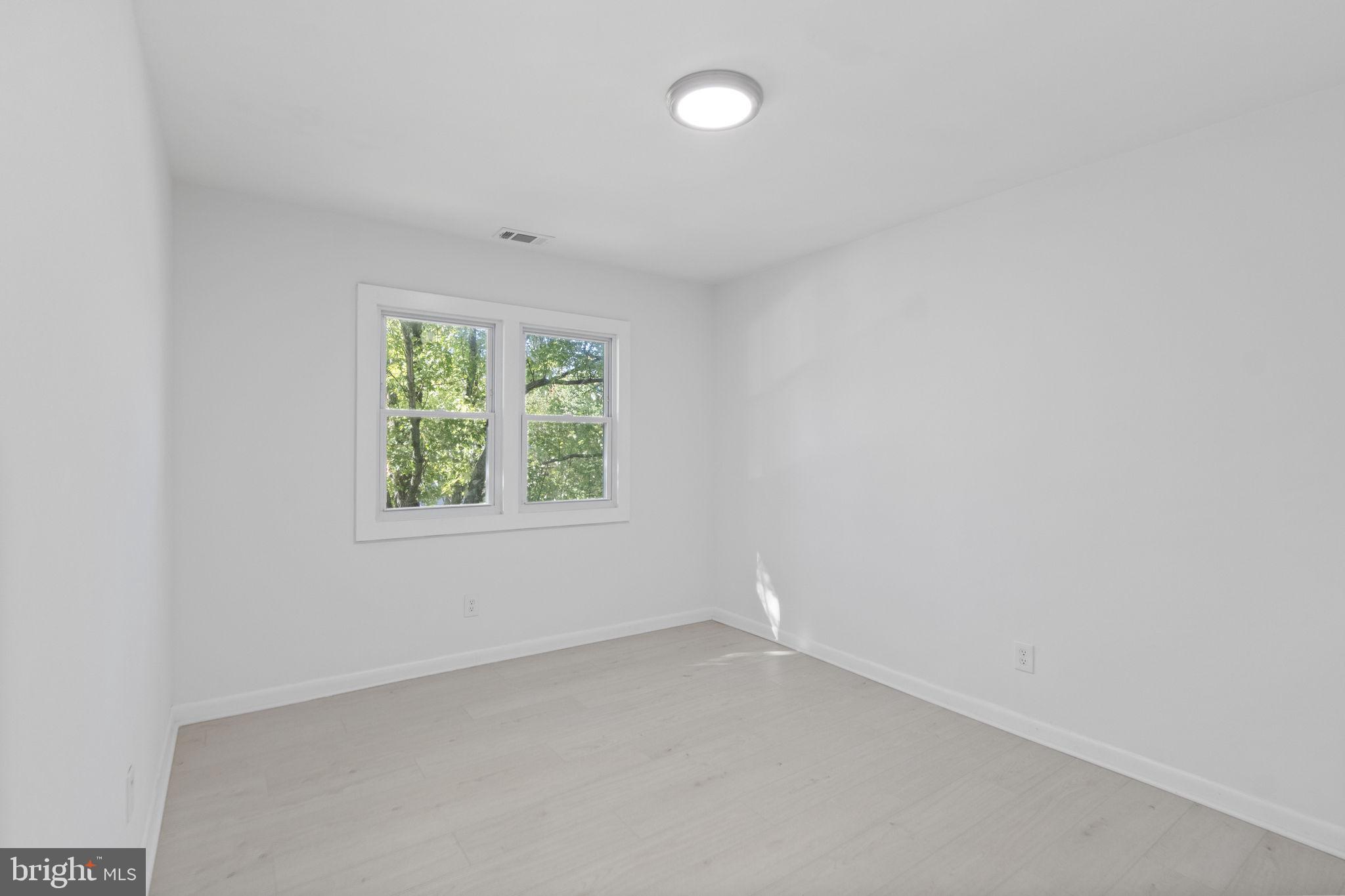 CHANCELLOR GREEN - Residential