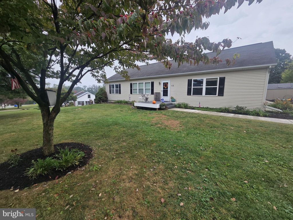 Photo of 418 Leedy Road, SPRING GROVE, PA 17362 (MLS # PAYK2091124)
