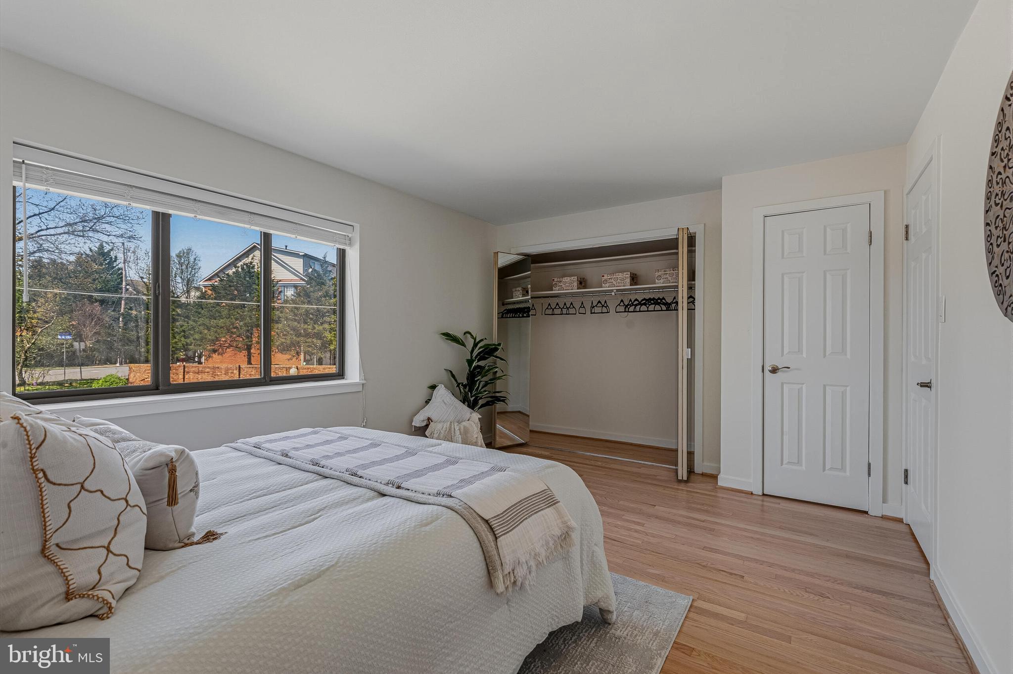 STEPPES OF BARCROFT - Residential