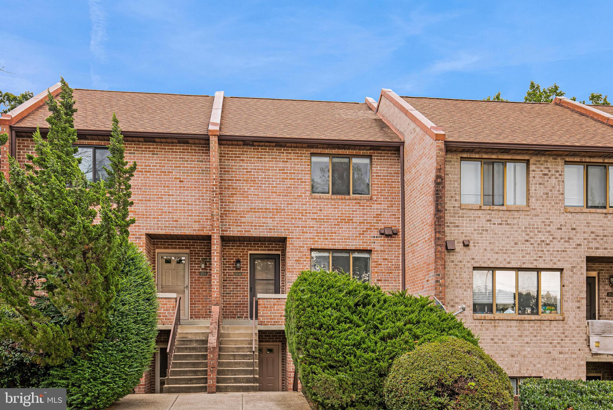 STEPPES OF BARCROFT - Residential