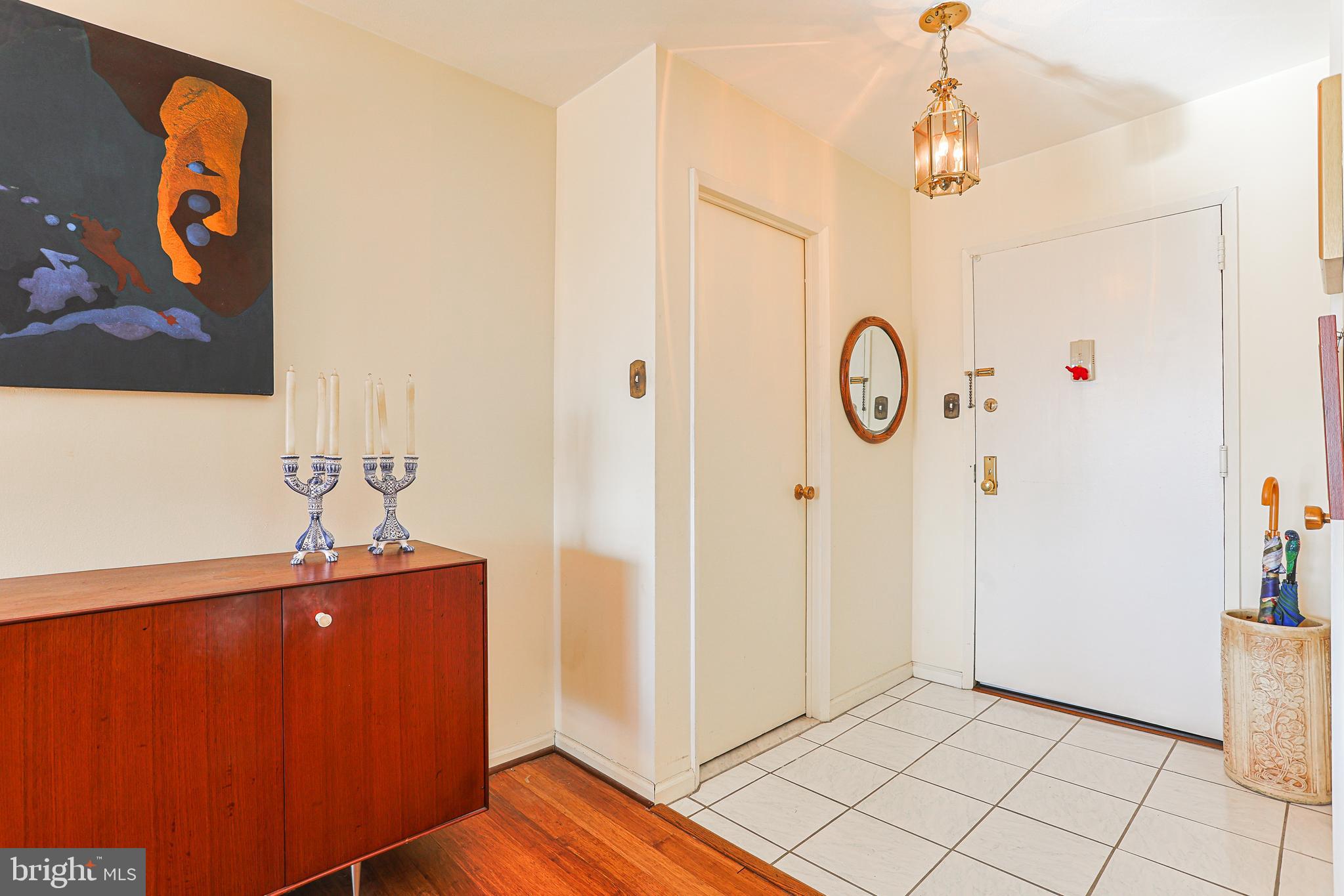 FAIRMOUNT - Residential