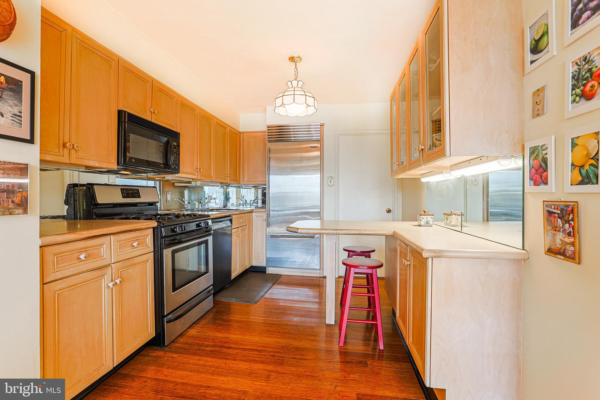 FAIRMOUNT - Residential