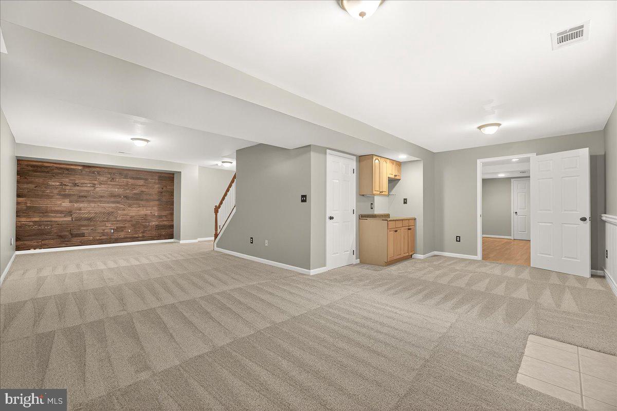 KINGS BRIDGE - Residential