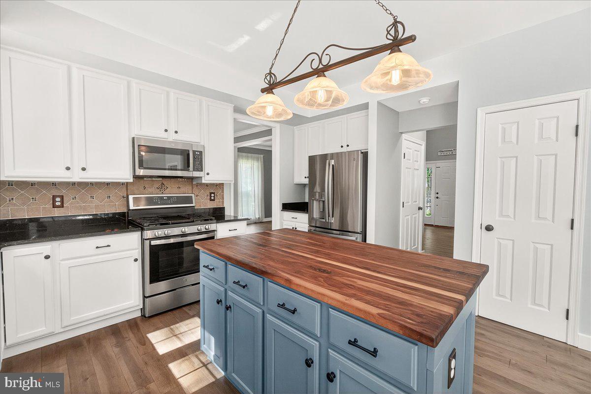 KINGS BRIDGE - Residential