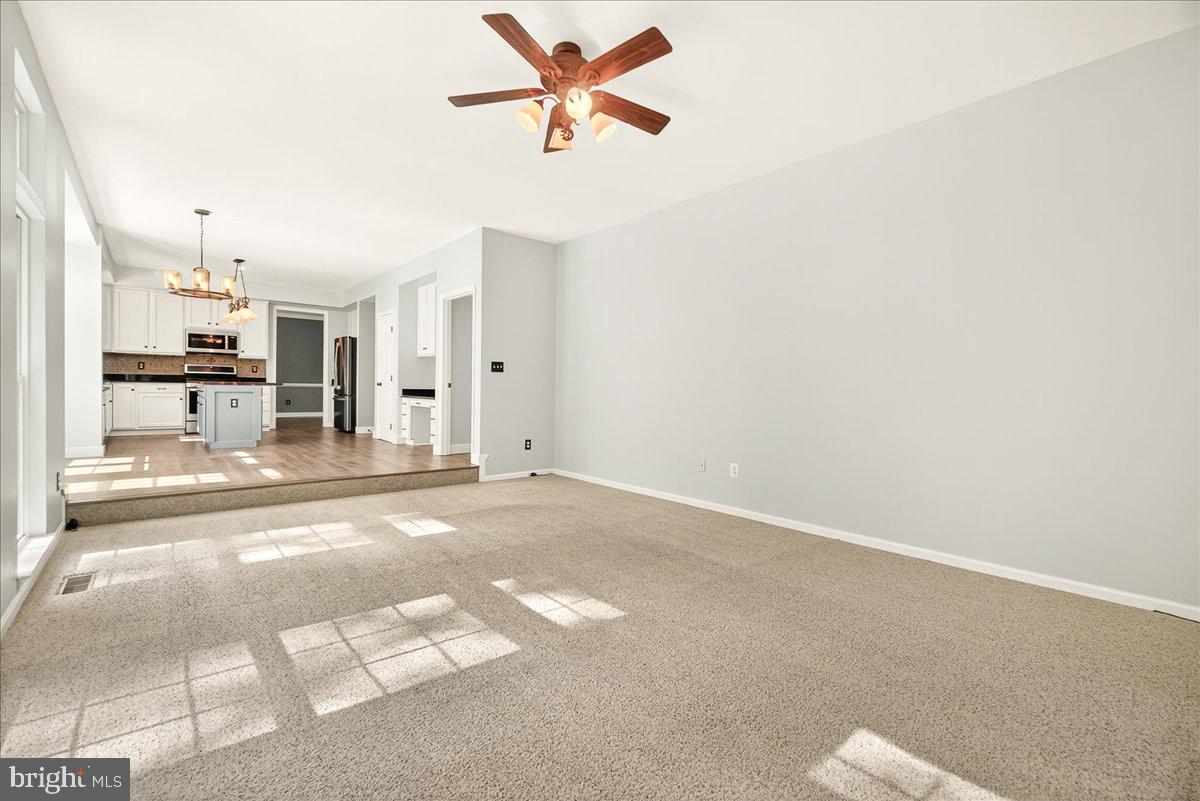 KINGS BRIDGE - Residential