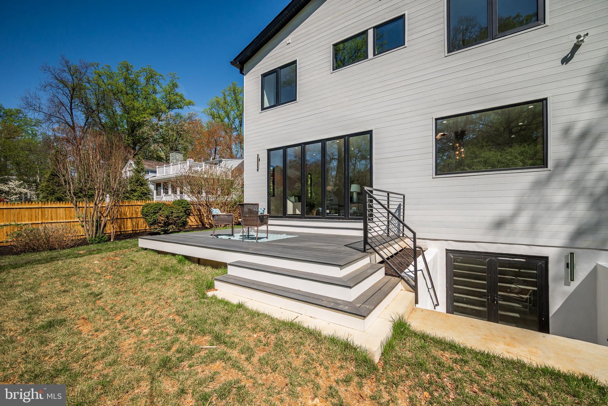 SONOMA - Residential