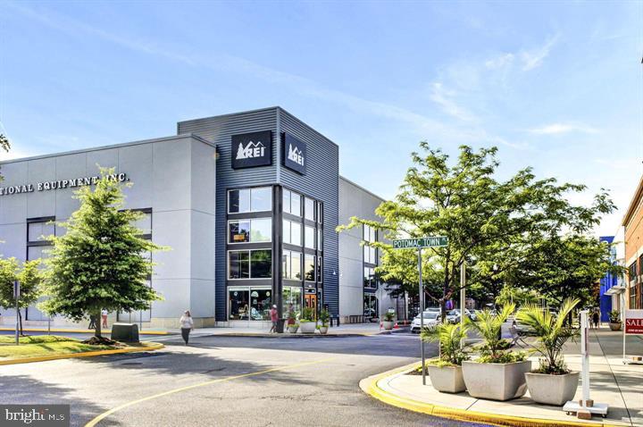 CHESTERFIELD A CONDOMINIUM - Residential