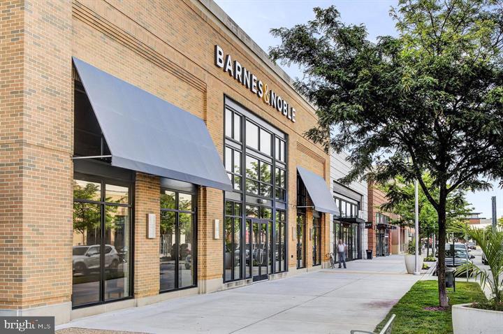 CHESTERFIELD A CONDOMINIUM - Residential