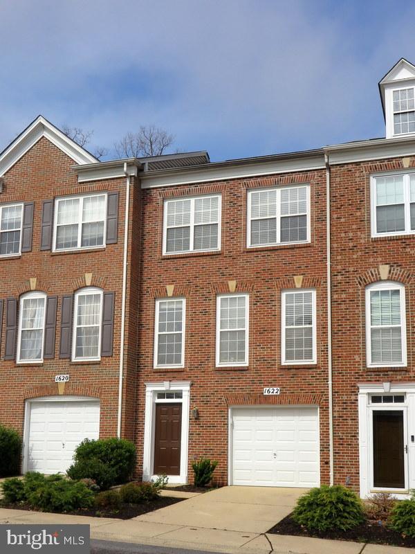 Sun Filled, Spacious and Sparkling describes this lovely town home featuring hardwood foyer entry , walk out Rec Room, Country Family Kitchen with table space, an abundance of cabinets, counters and pantry. Separate Dining room with tray ceiling, Master Suite with Tray ceiling, walk in closet and garden bath boasting his/hers sinks, soaking tub, separate shower and water closet. 2 additional family size bedrooms, 2.5 baths, gas heat, hot water and cooking, 1 car garage, driveway, freshly painted, new carpeting and flooring, laundry room with new washer/dryer. Minutes to bus to metro, shopping, restaurants, parks, places of worship and easy accessibility to DC, Columbia, Silver Spring, DC, ICC, 495, FDA and Washington Adventist Hospital. Seller requires a minimum credit score of 680