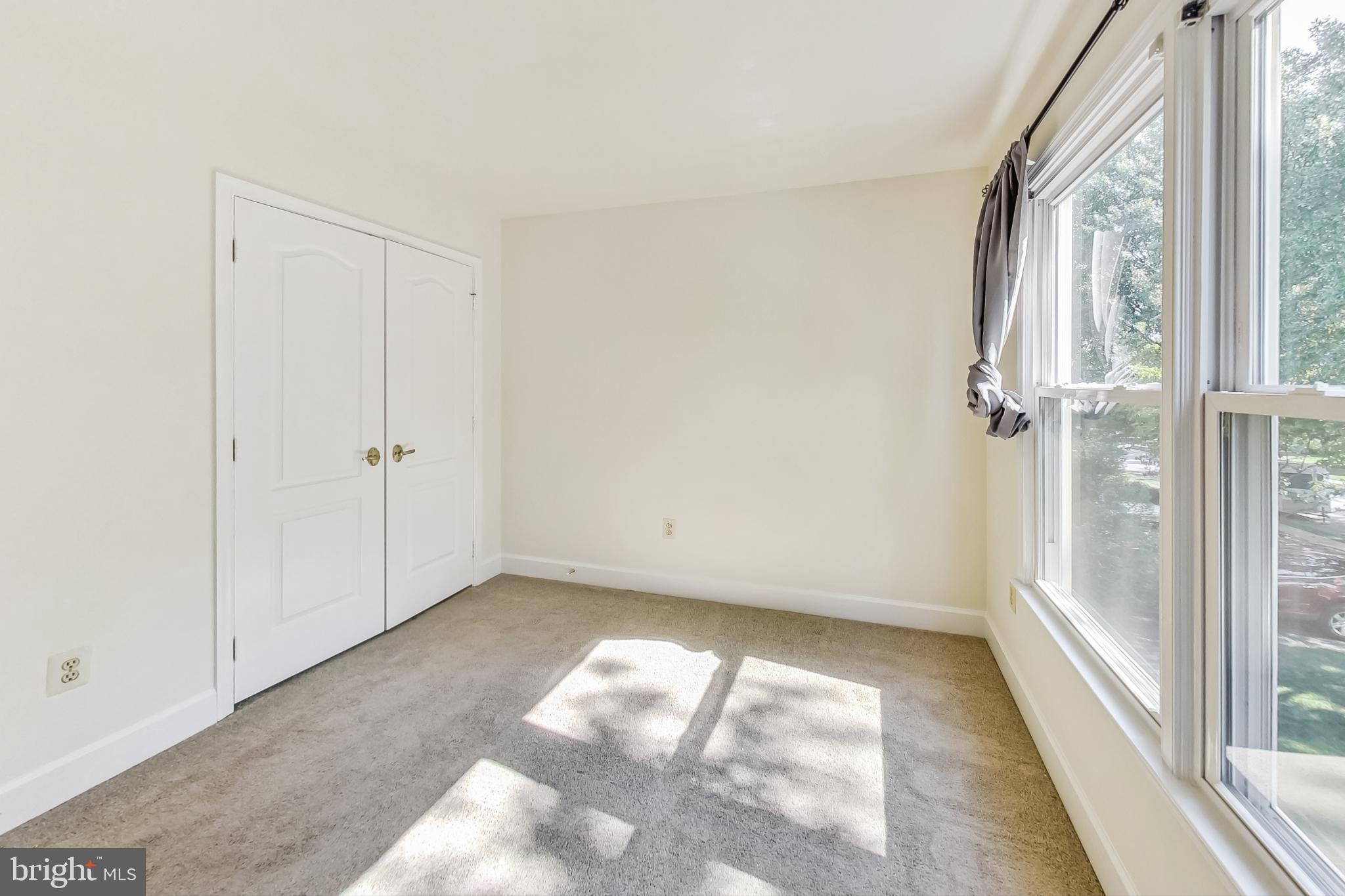 SPRING RIDGE - Residential Lease