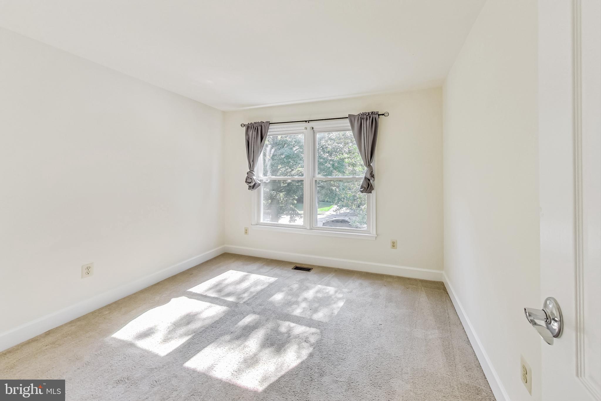 SPRING RIDGE - Residential Lease