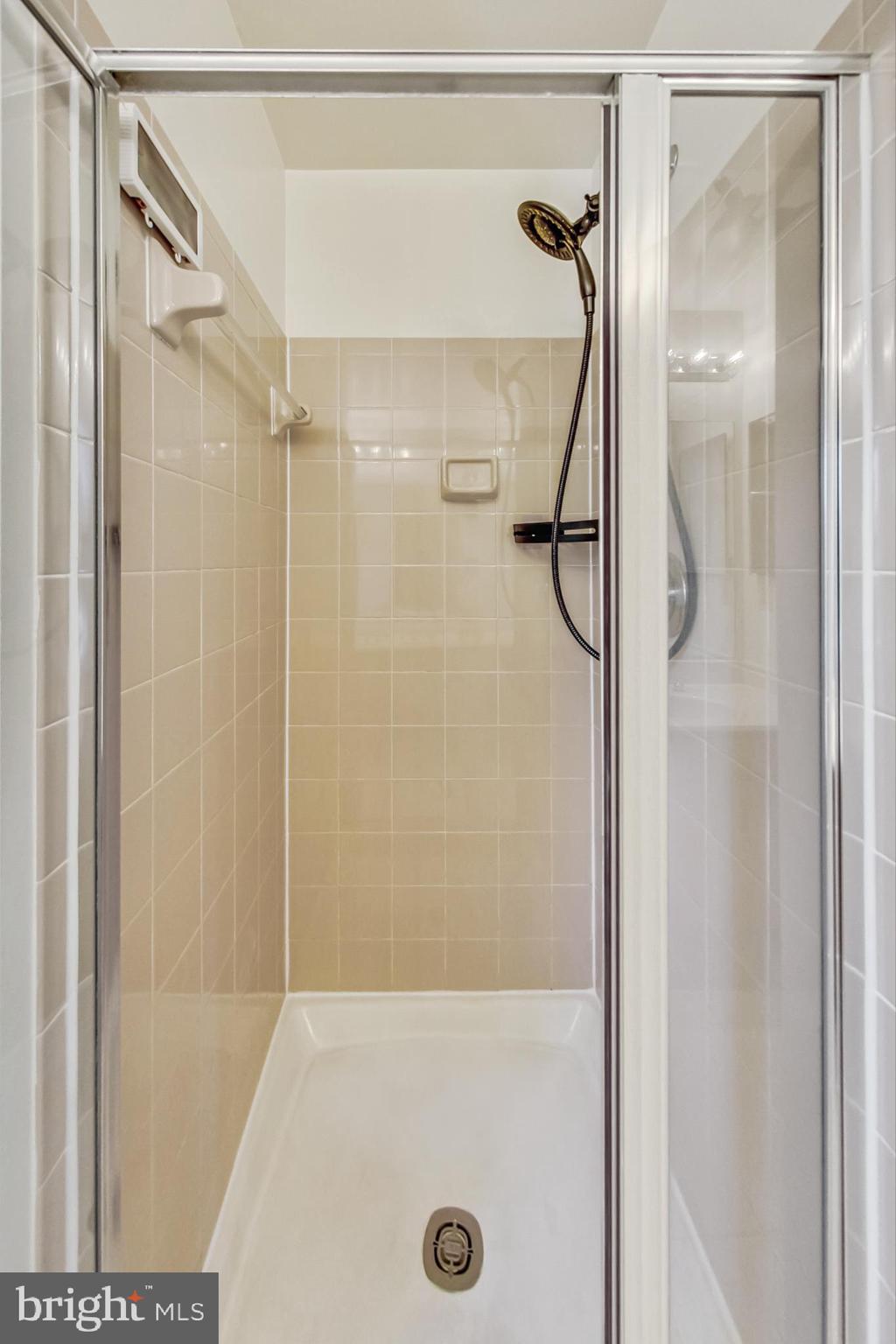 SPRING RIDGE - Residential Lease