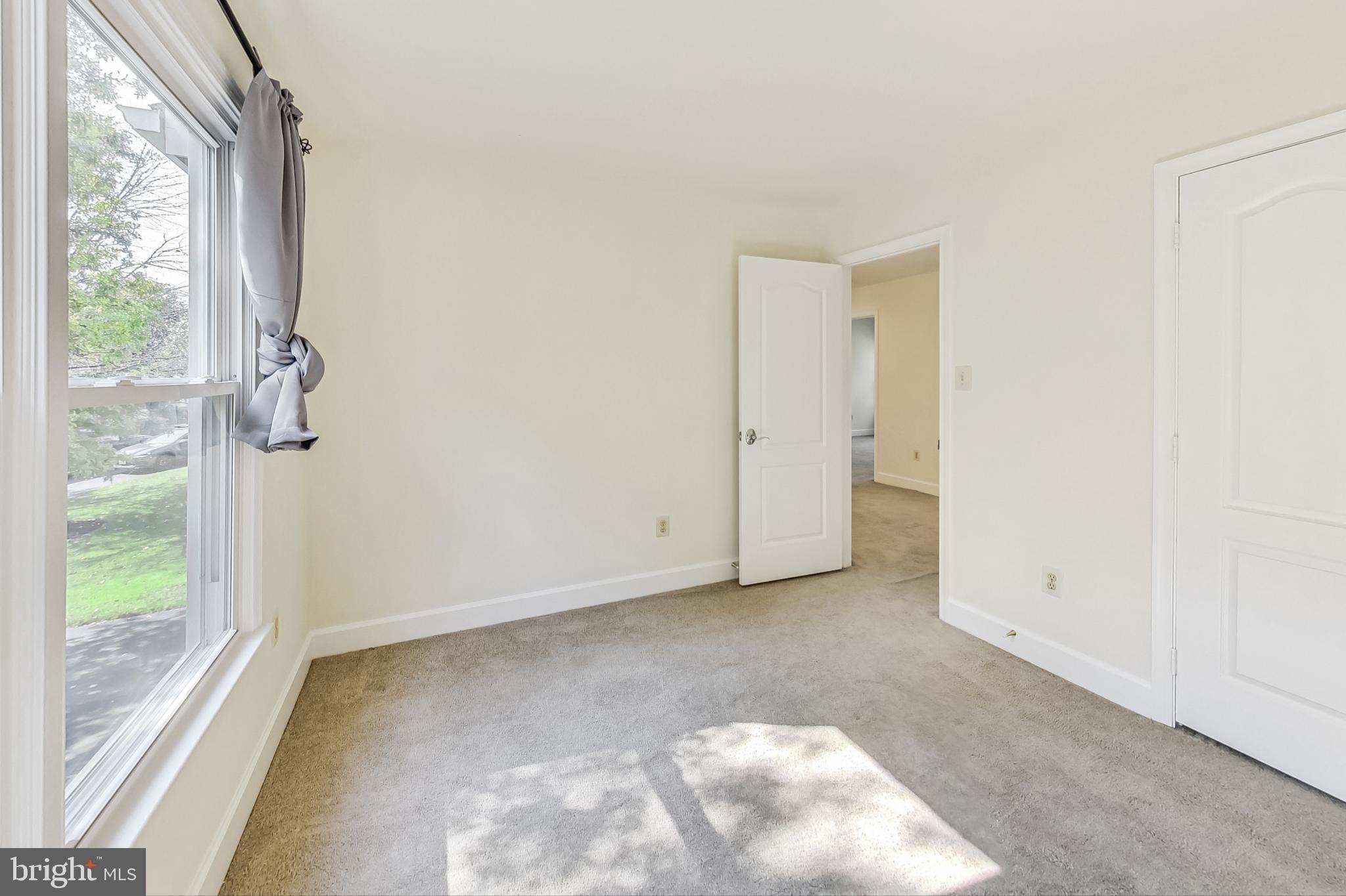 SPRING RIDGE - Residential Lease