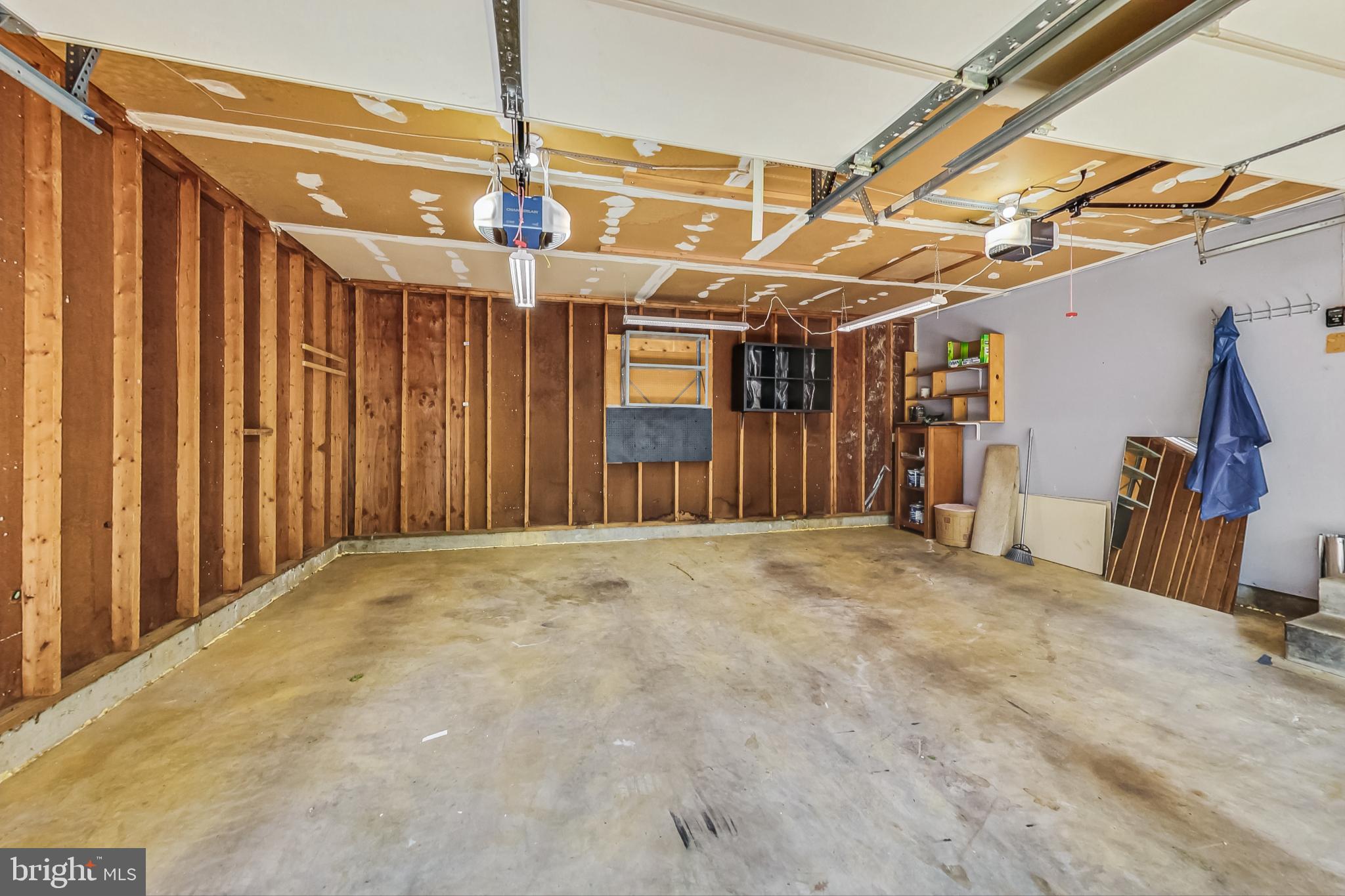 SPRING RIDGE - Residential Lease