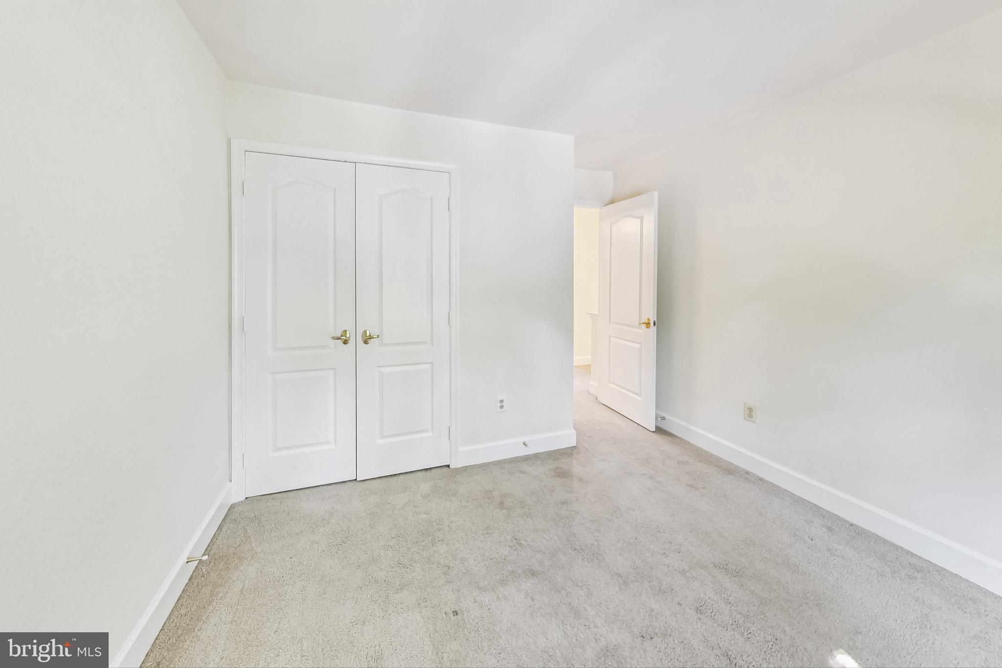 SPRING RIDGE - Residential Lease