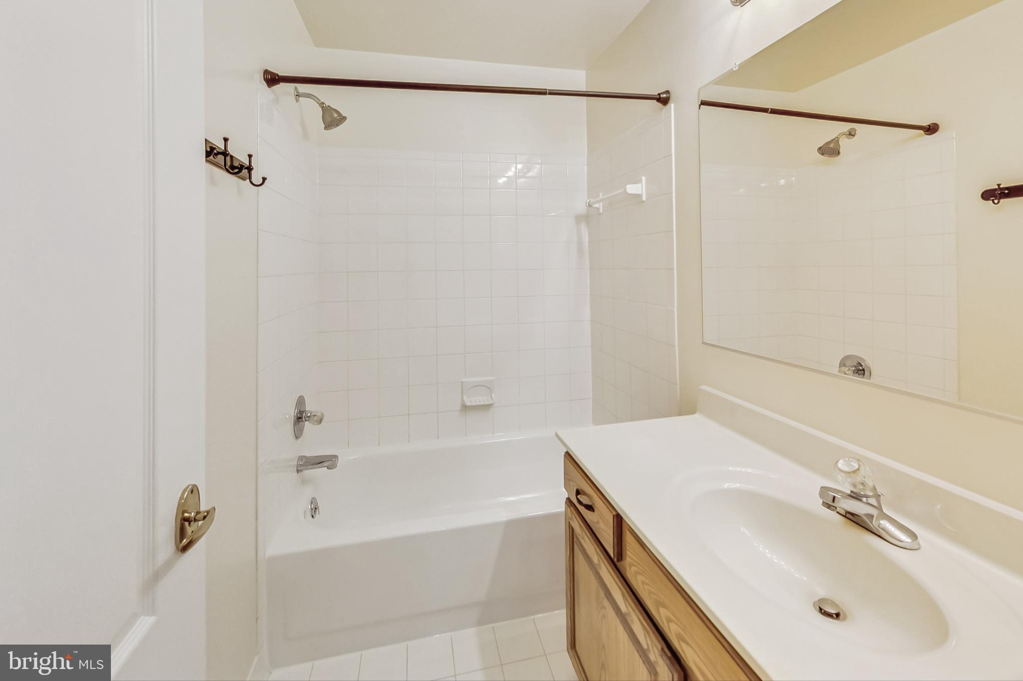 SPRING RIDGE - Residential Lease