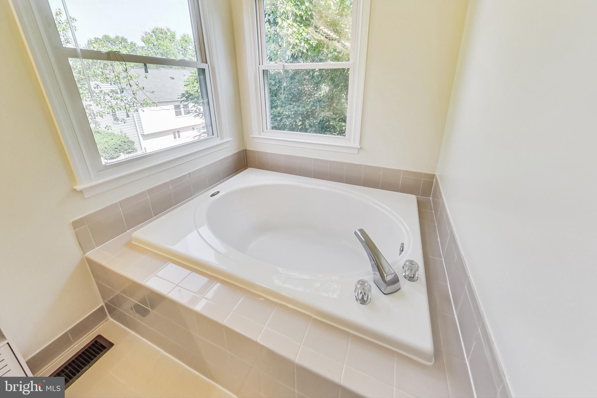 SPRING RIDGE - Residential Lease