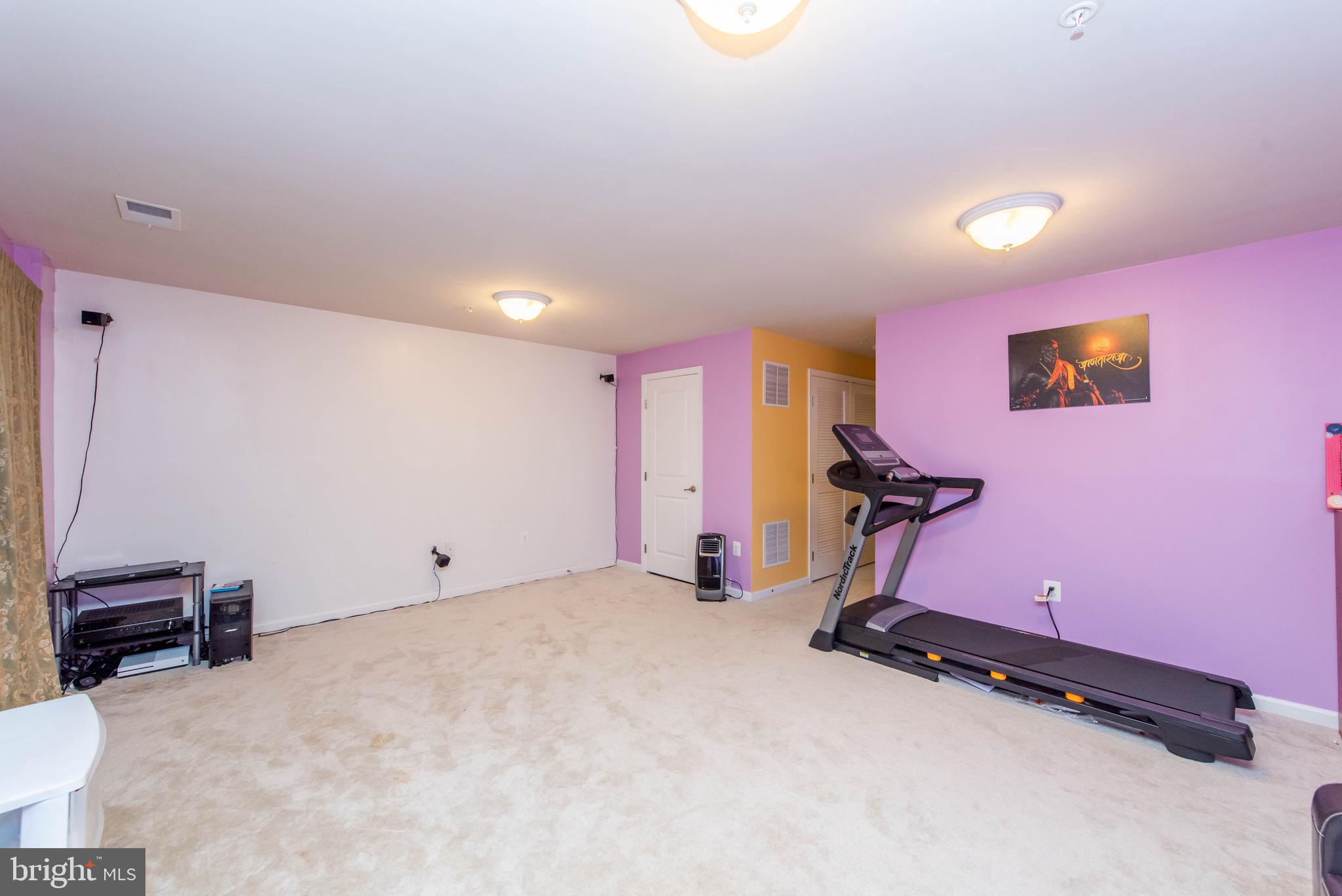 ELLICOTT CROSSING - Residential Lease