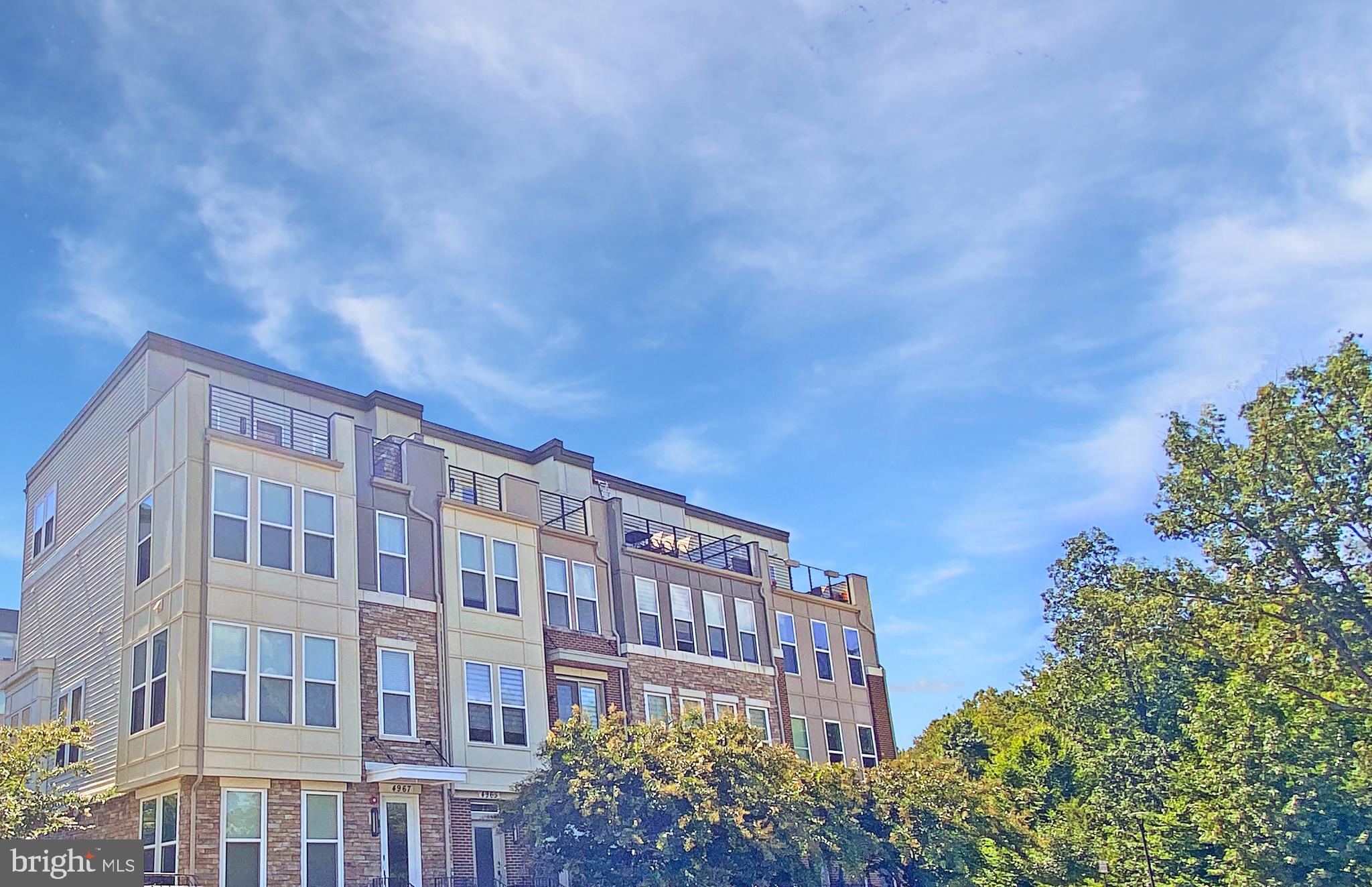 PRESERVE AT WESTFIELDS - Residential