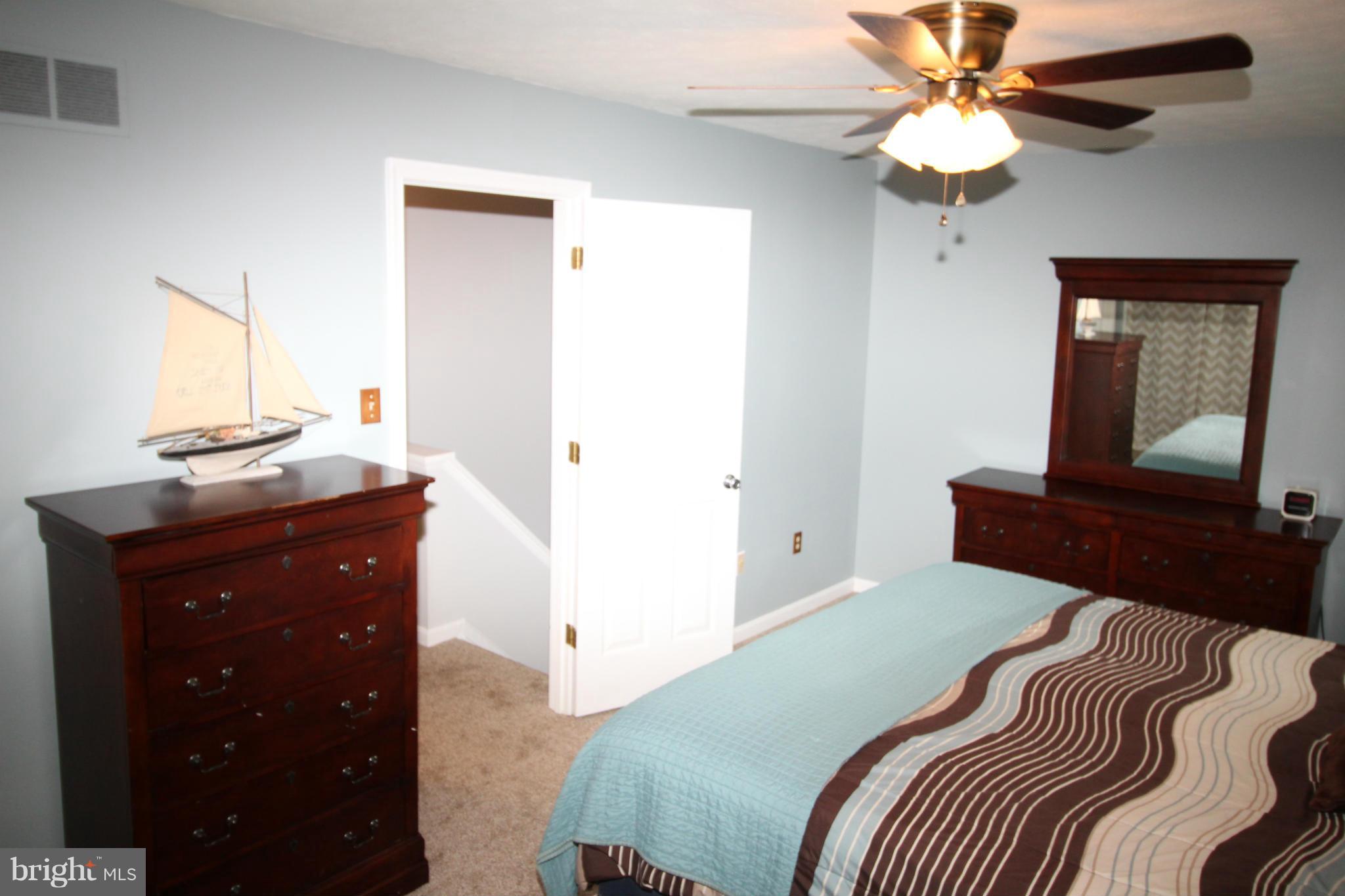 ROBERTS FIELD - Residential