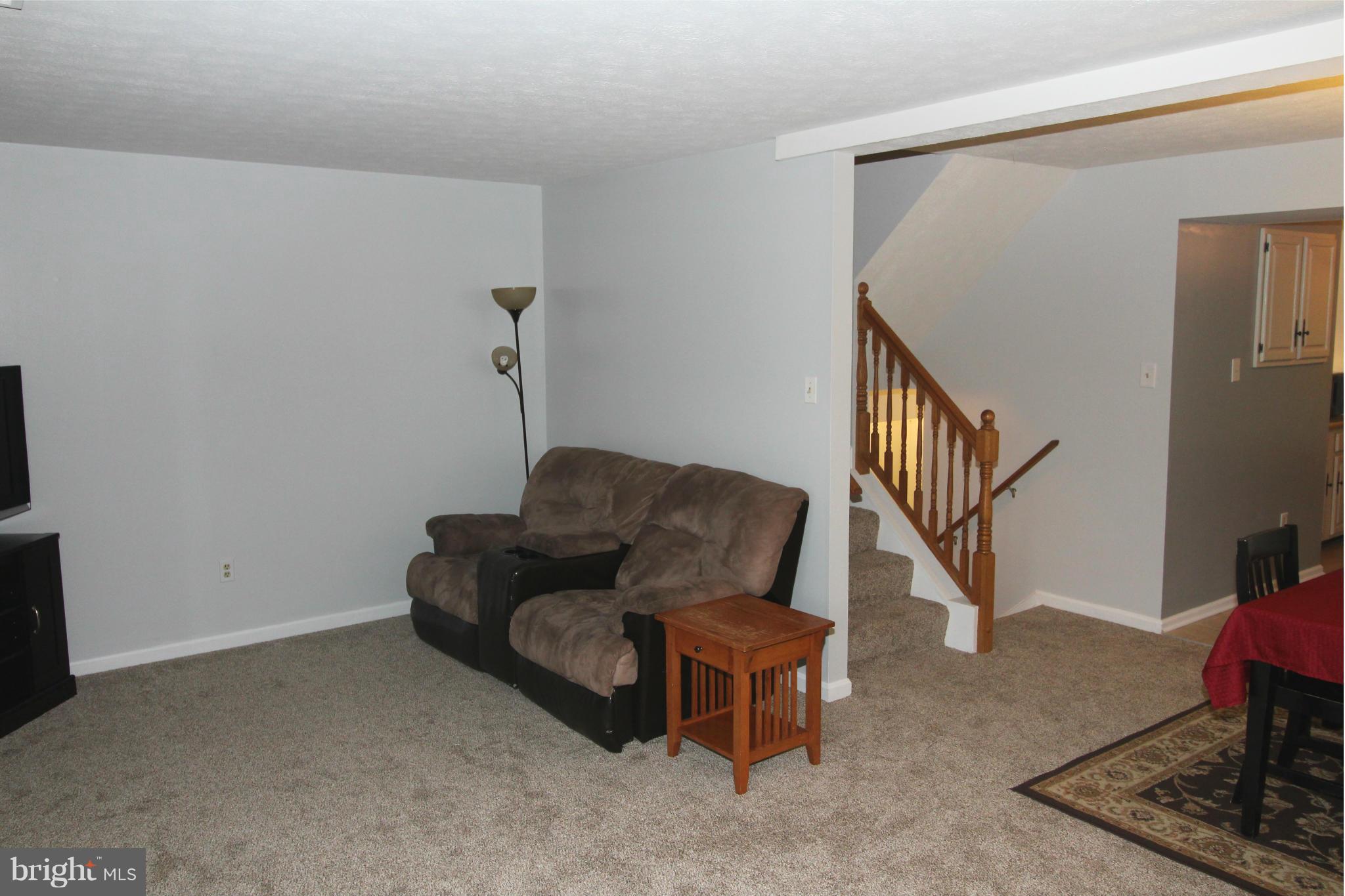 ROBERTS FIELD - Residential