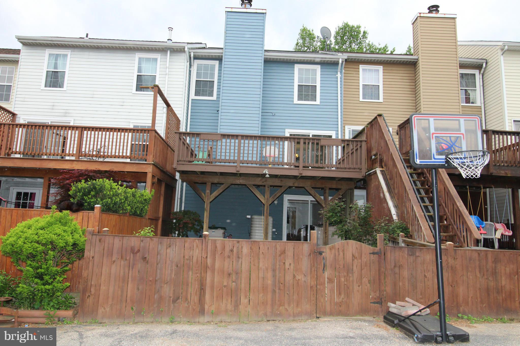 ROBERTS FIELD - Residential