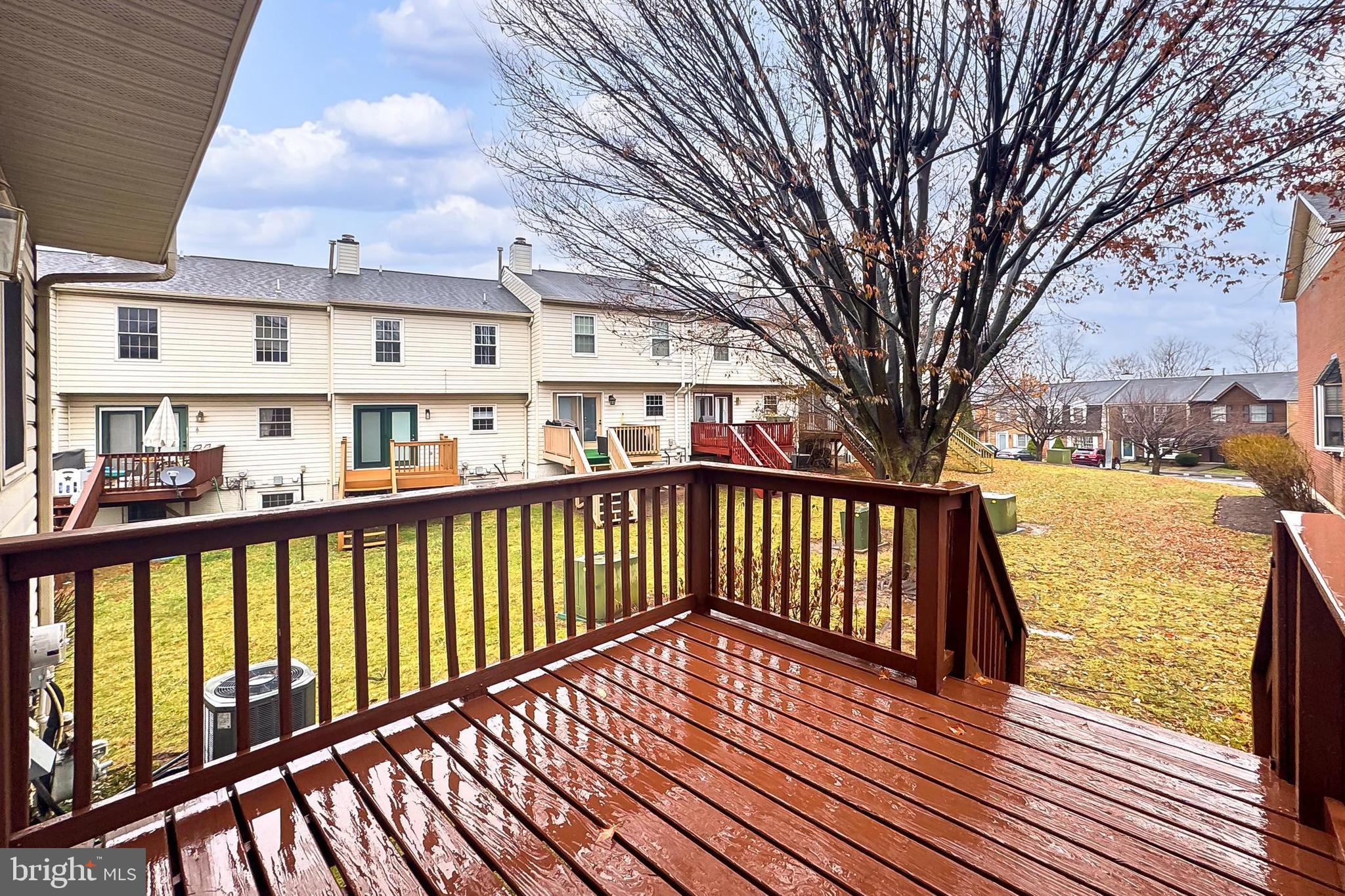 TUDOR SQUARE - Residential Lease