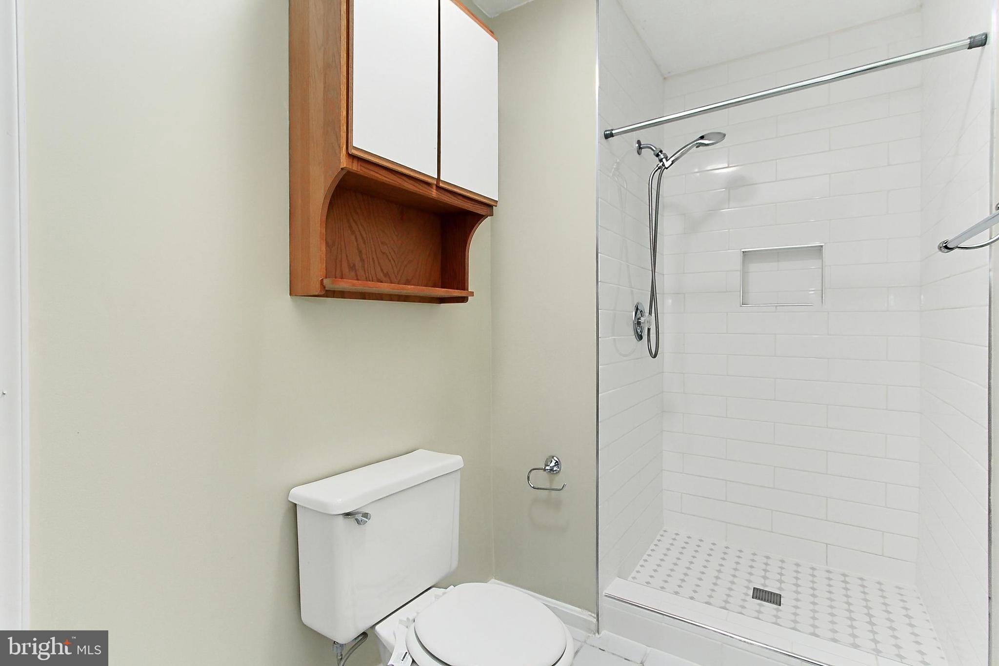 TUDOR SQUARE - Residential Lease