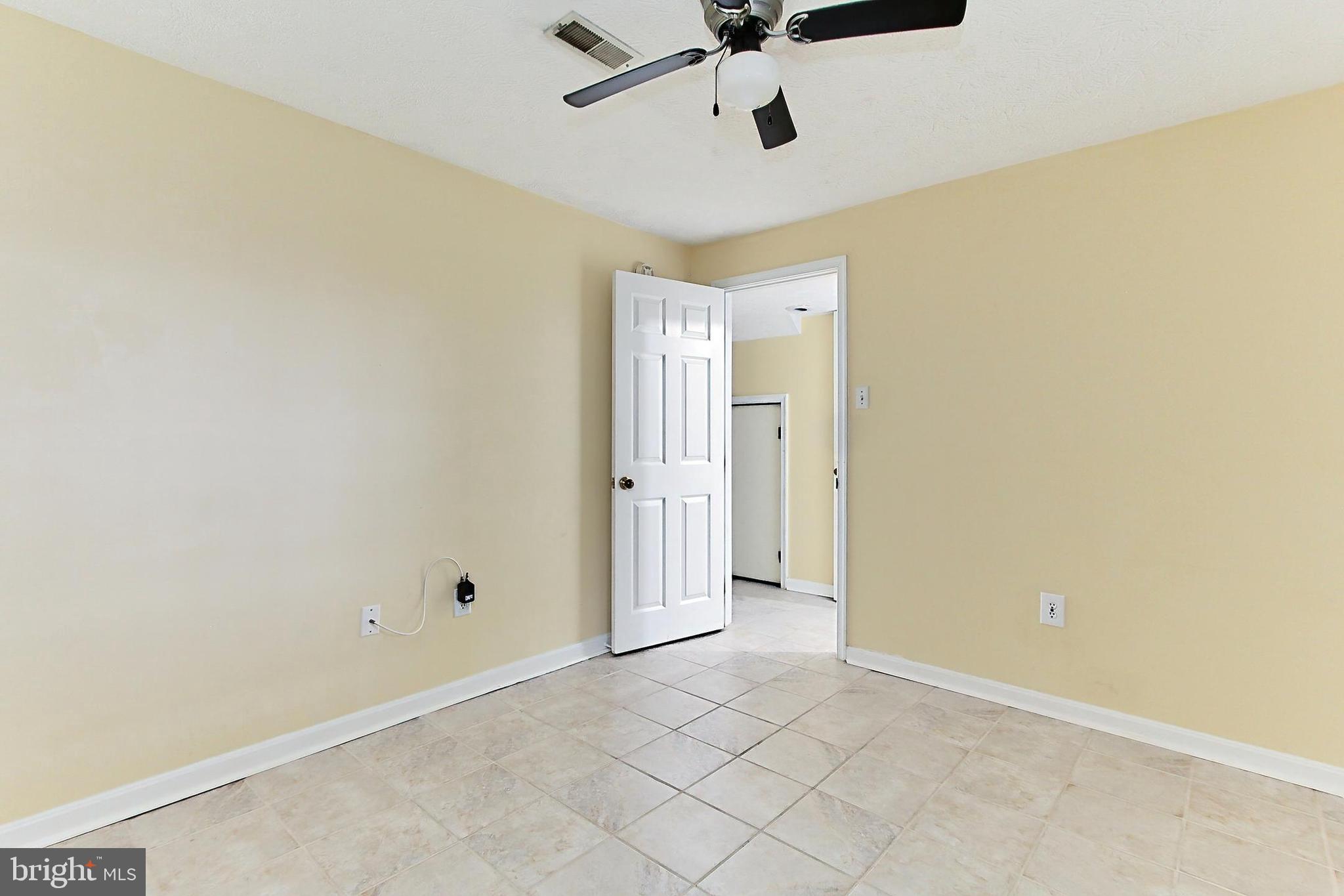 TUDOR SQUARE - Residential Lease