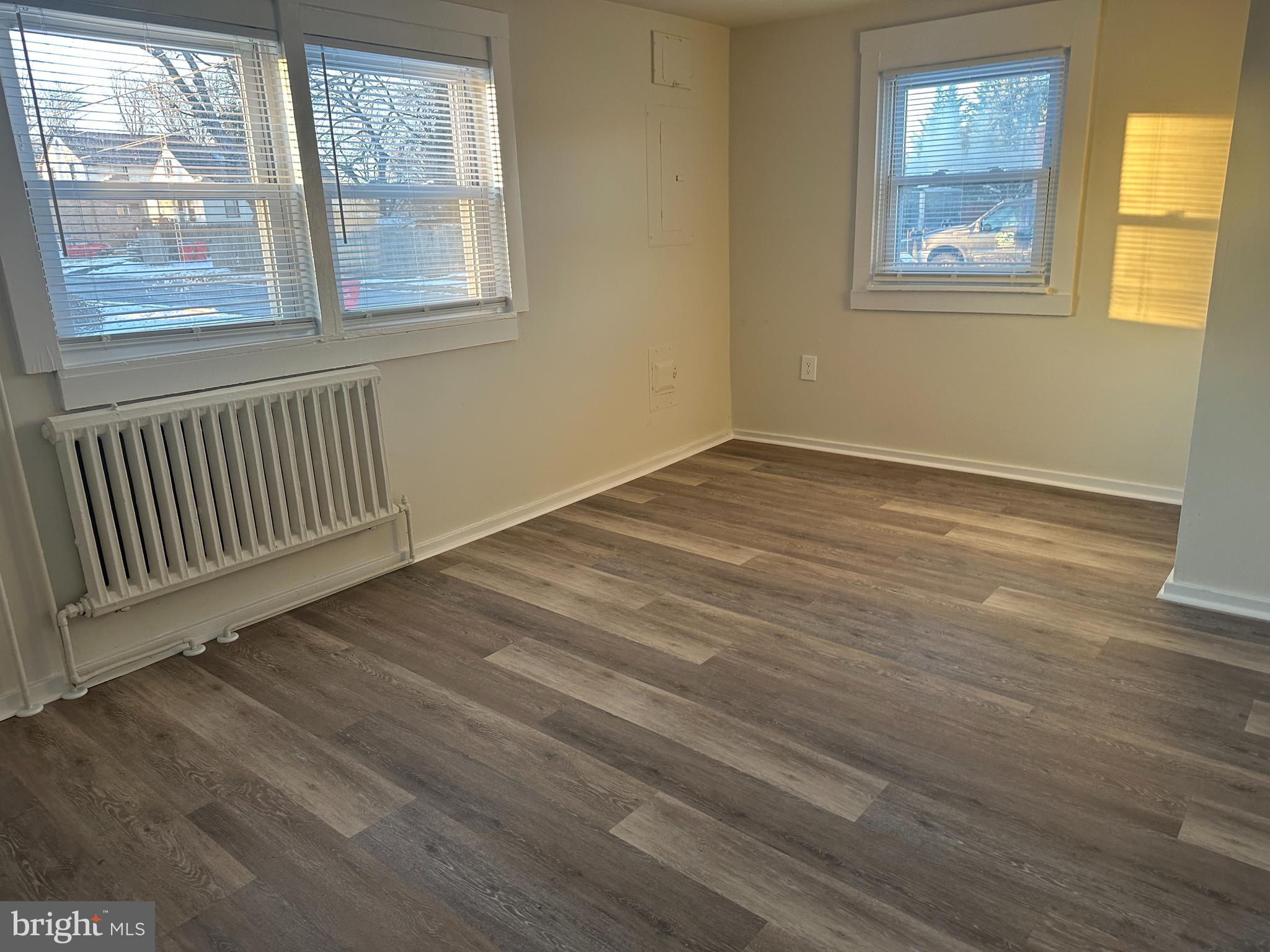 000 - Residential Lease