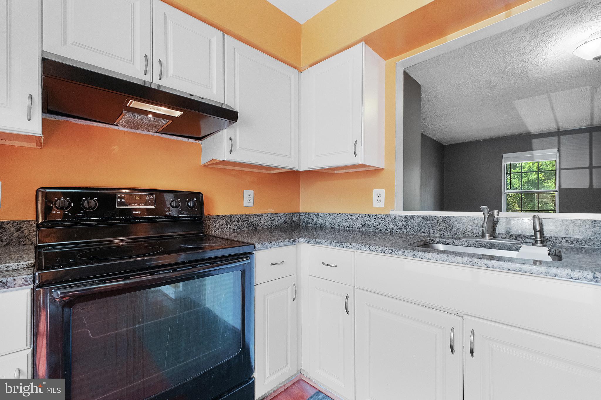 GUNNERS LAKE VILLAGE - Residential Lease