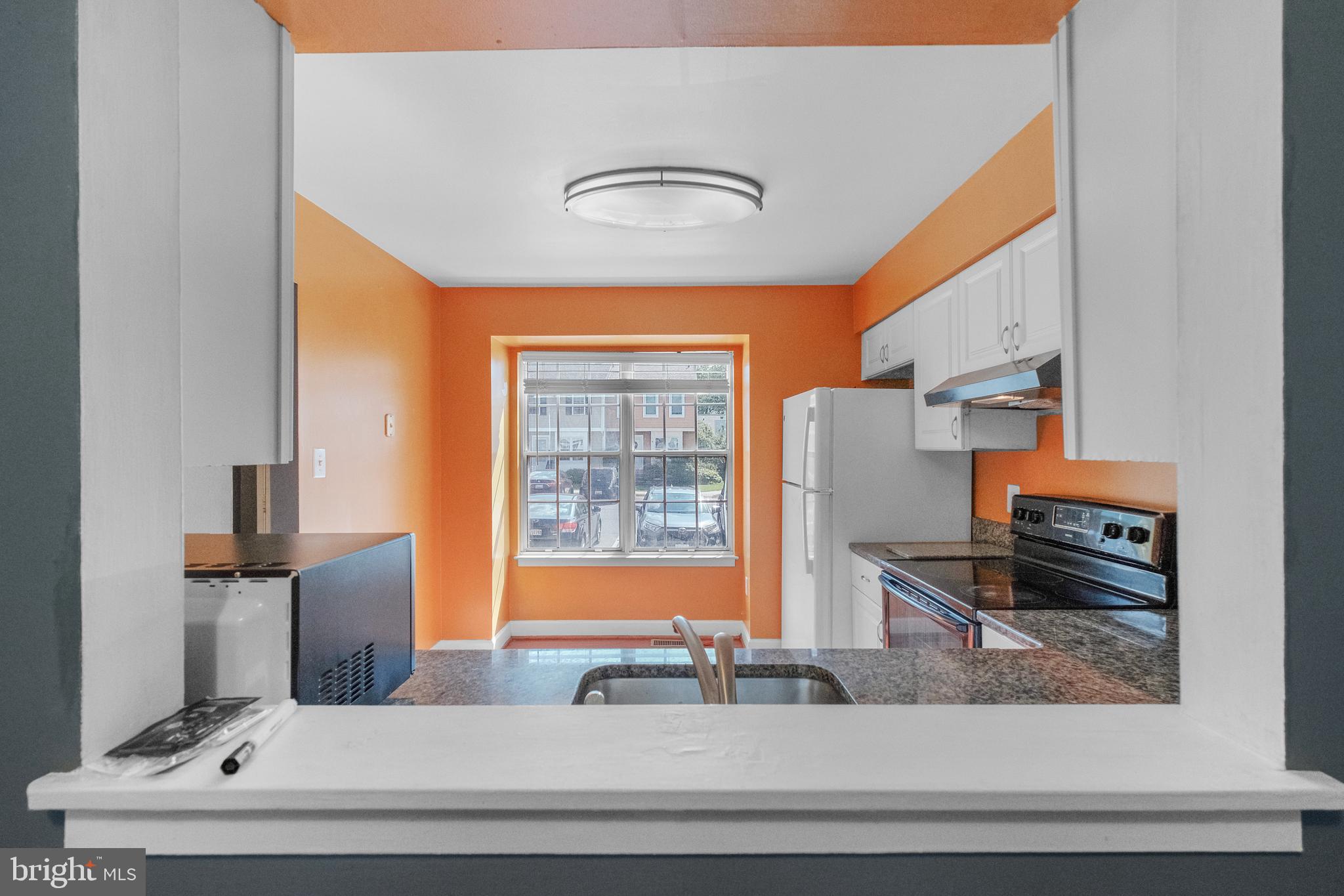 GUNNERS LAKE VILLAGE - Residential Lease