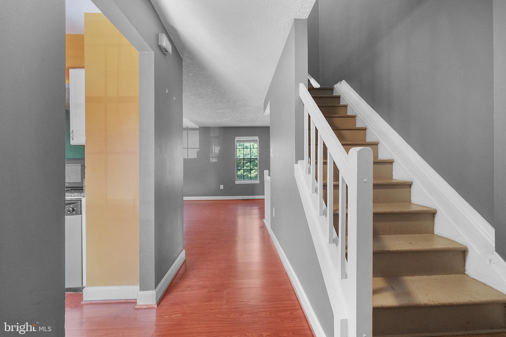 GUNNERS LAKE VILLAGE - Residential Lease