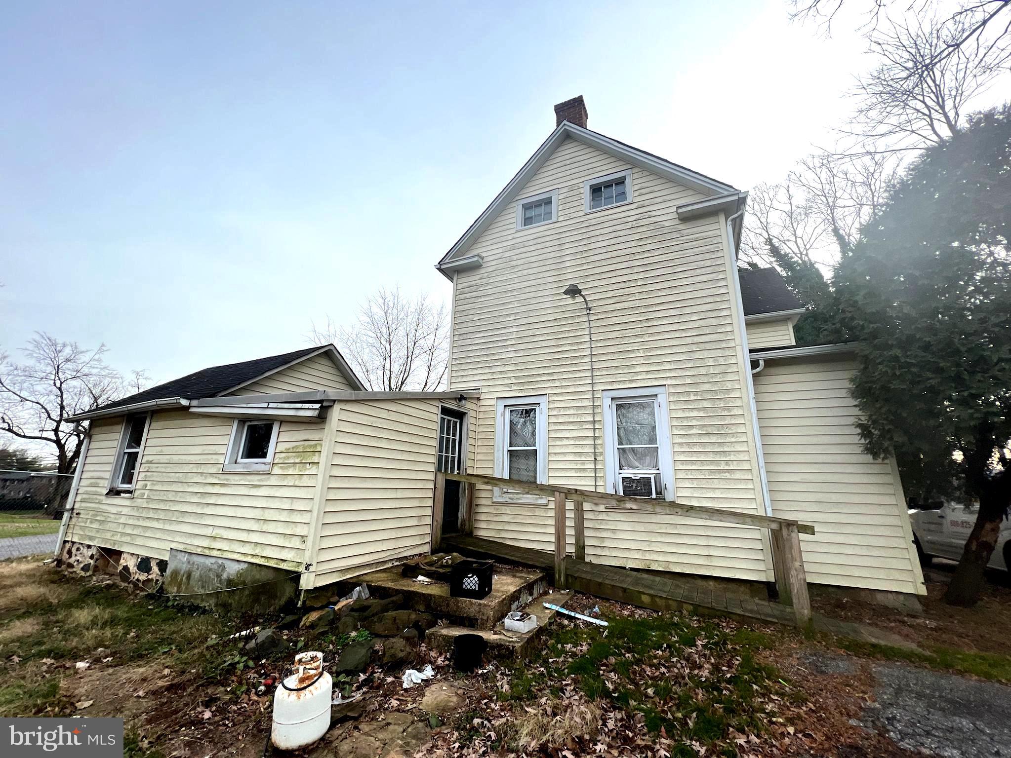 PIKESVILLE - Residential