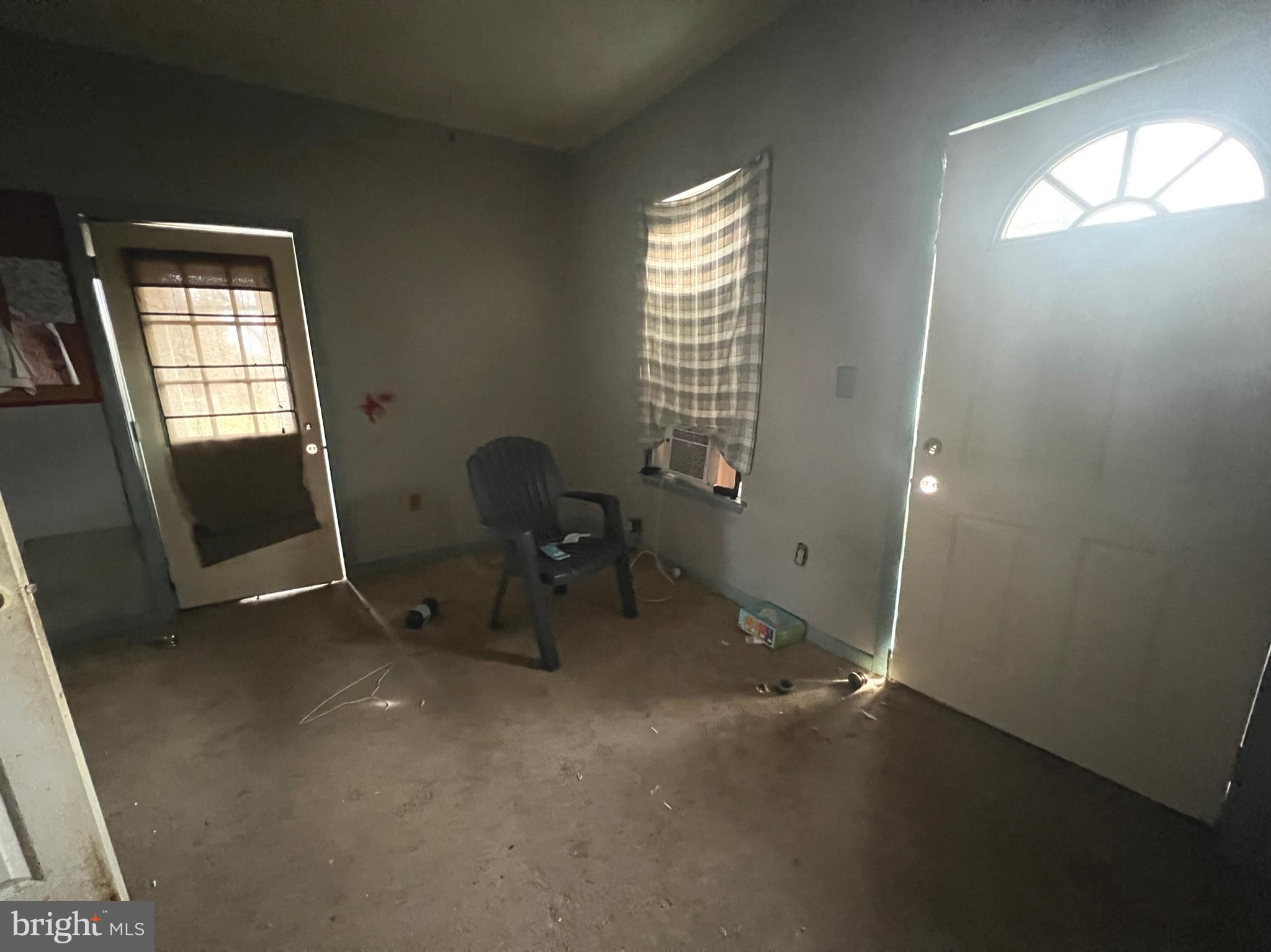 PIKESVILLE - Residential